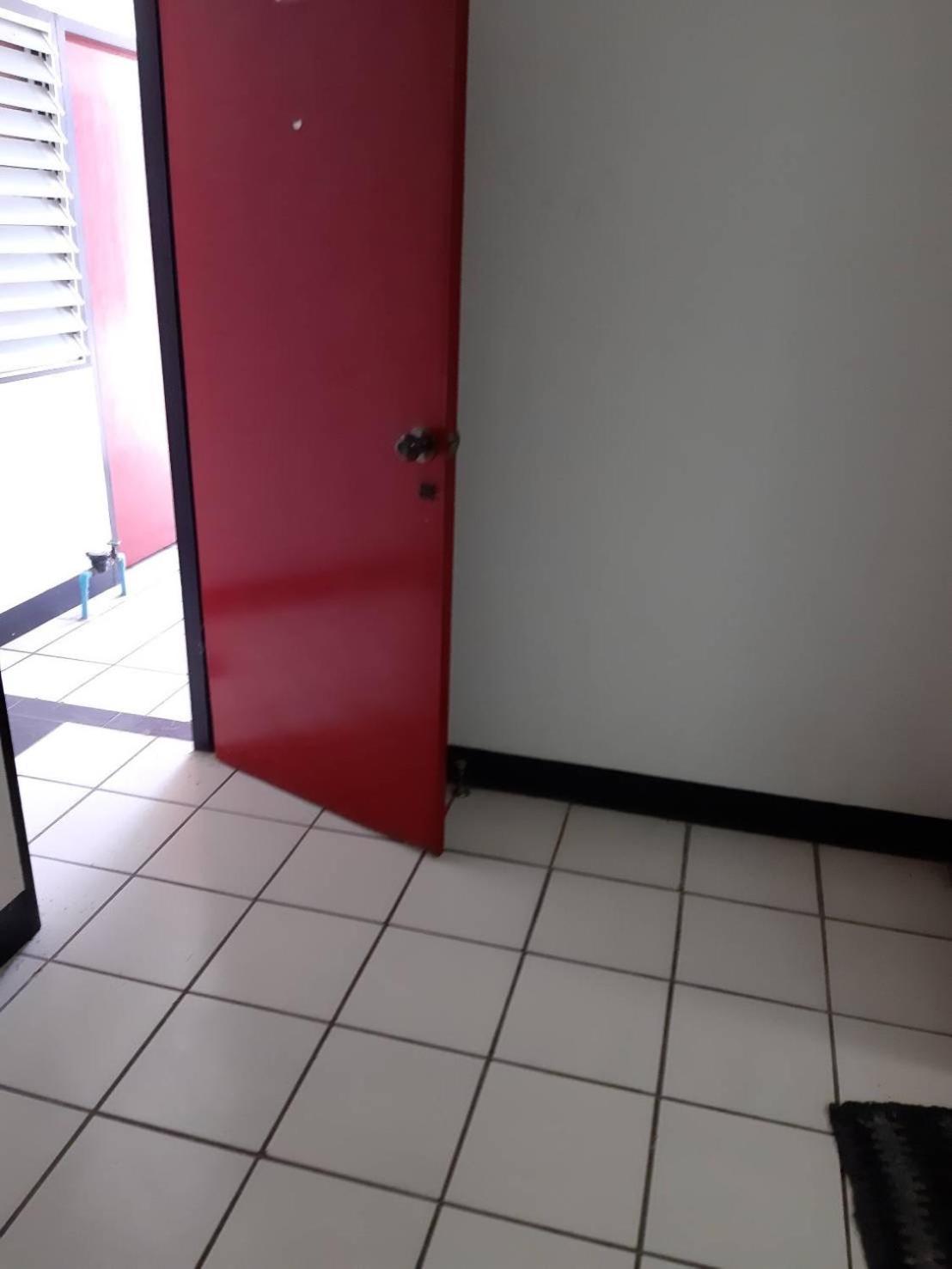 One-Bedroom Apartment - Photo 4