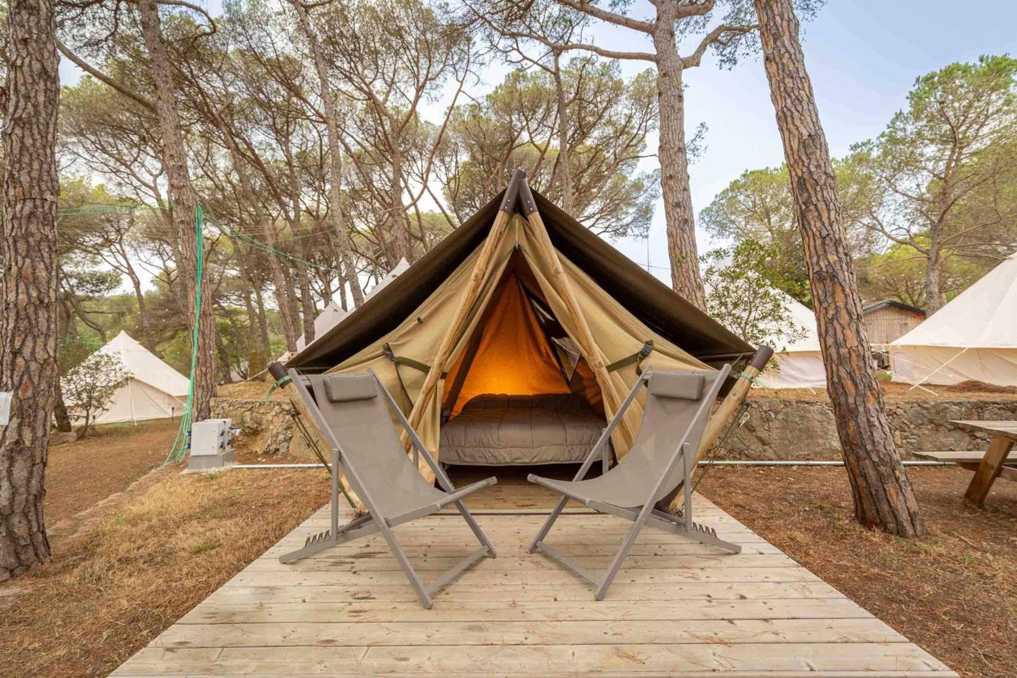 Tent - Photo 3