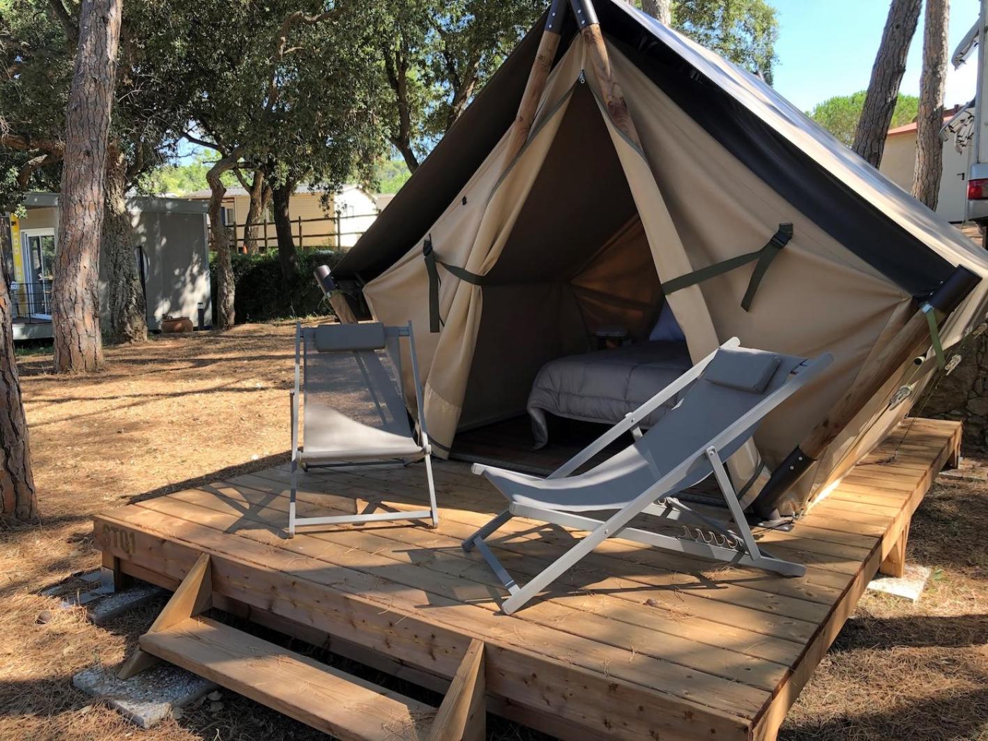 Tent - Photo 9