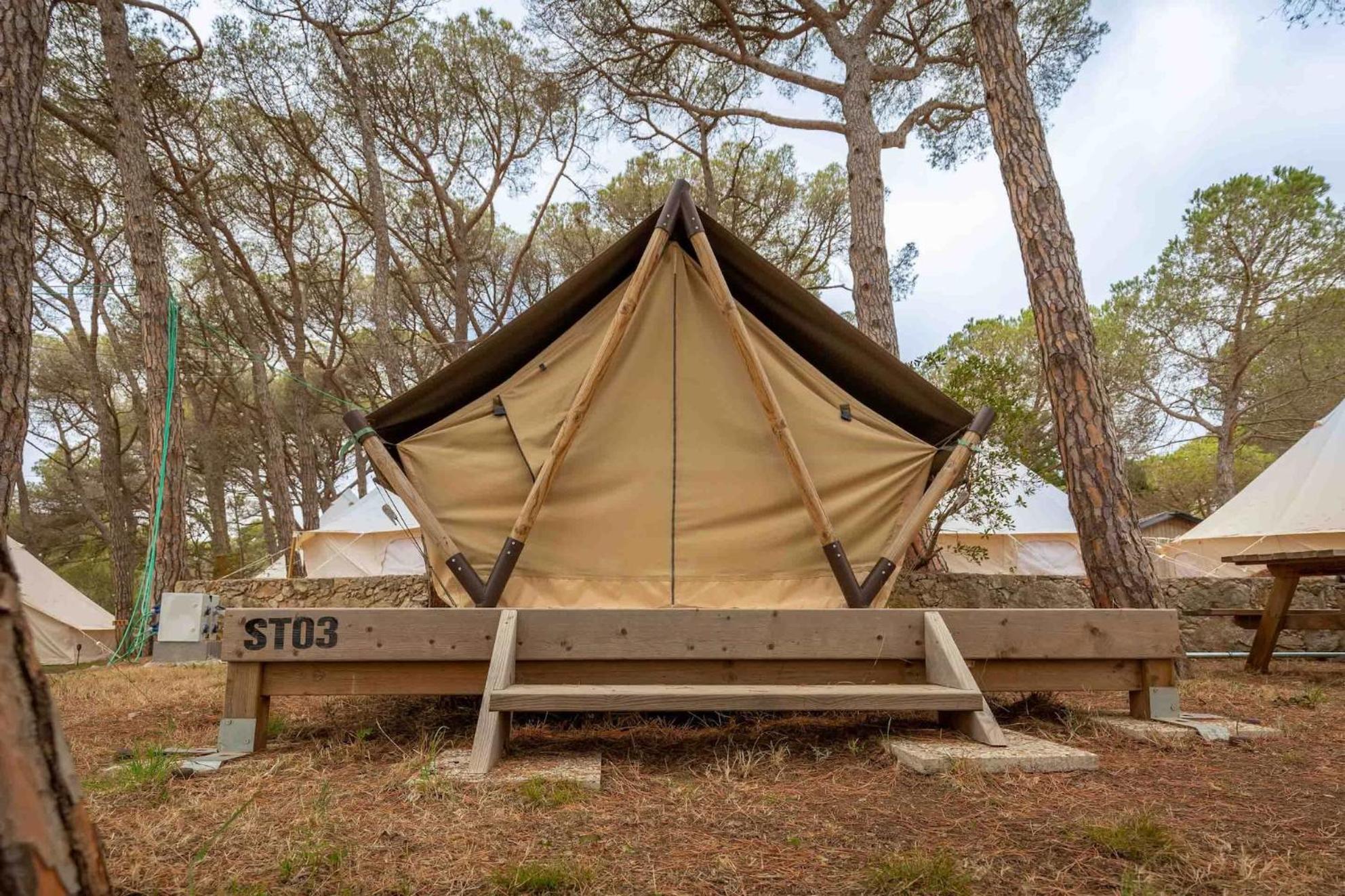Tent - Photo 11