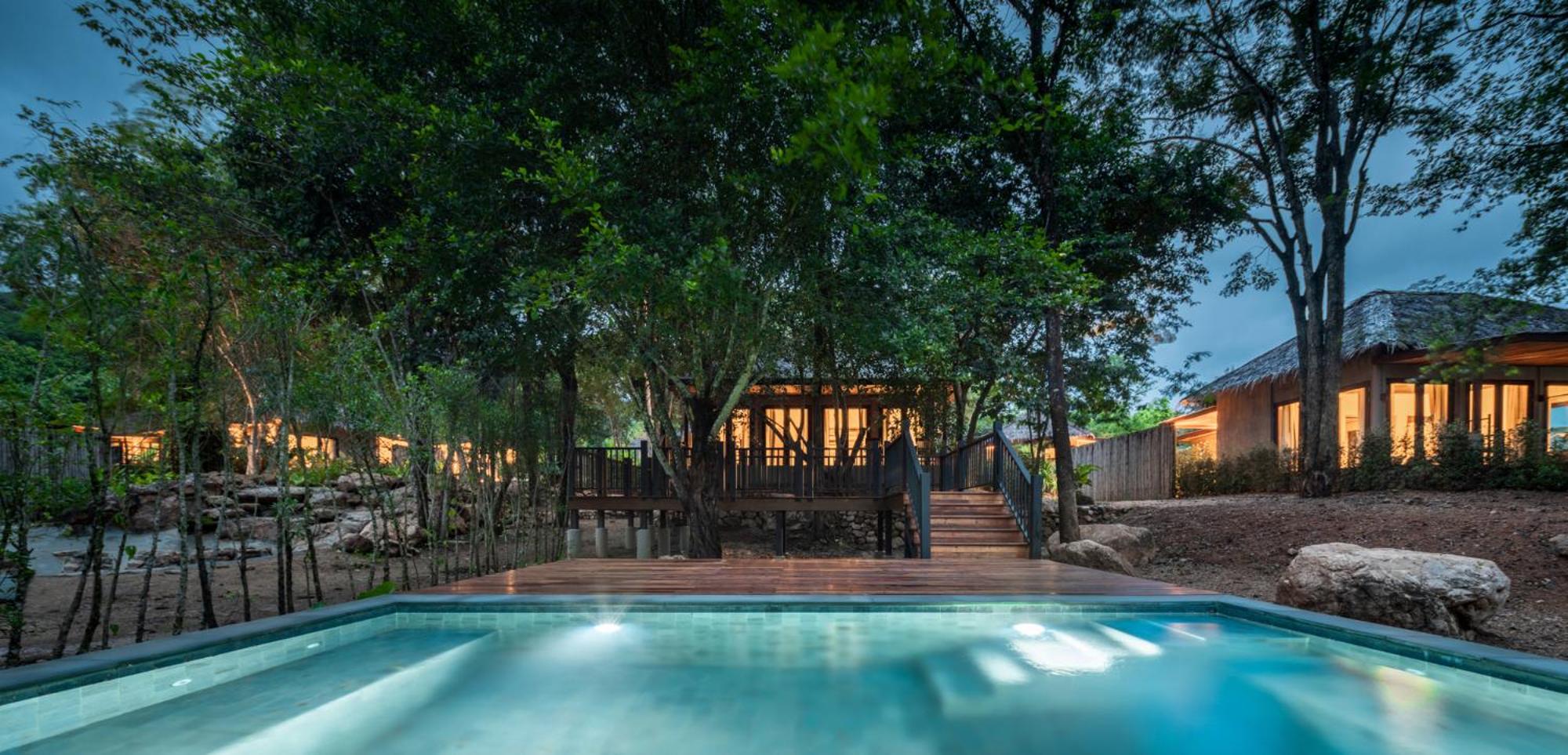 Villa with Private Pool - Photo 20
