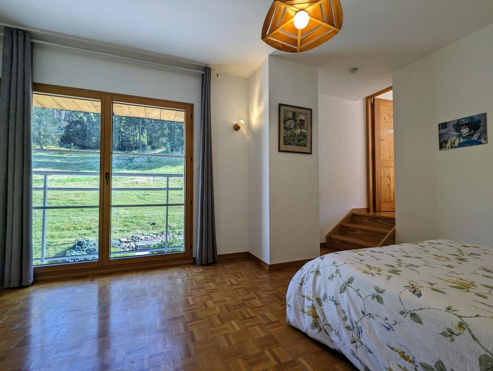 Family Room - Photo 6