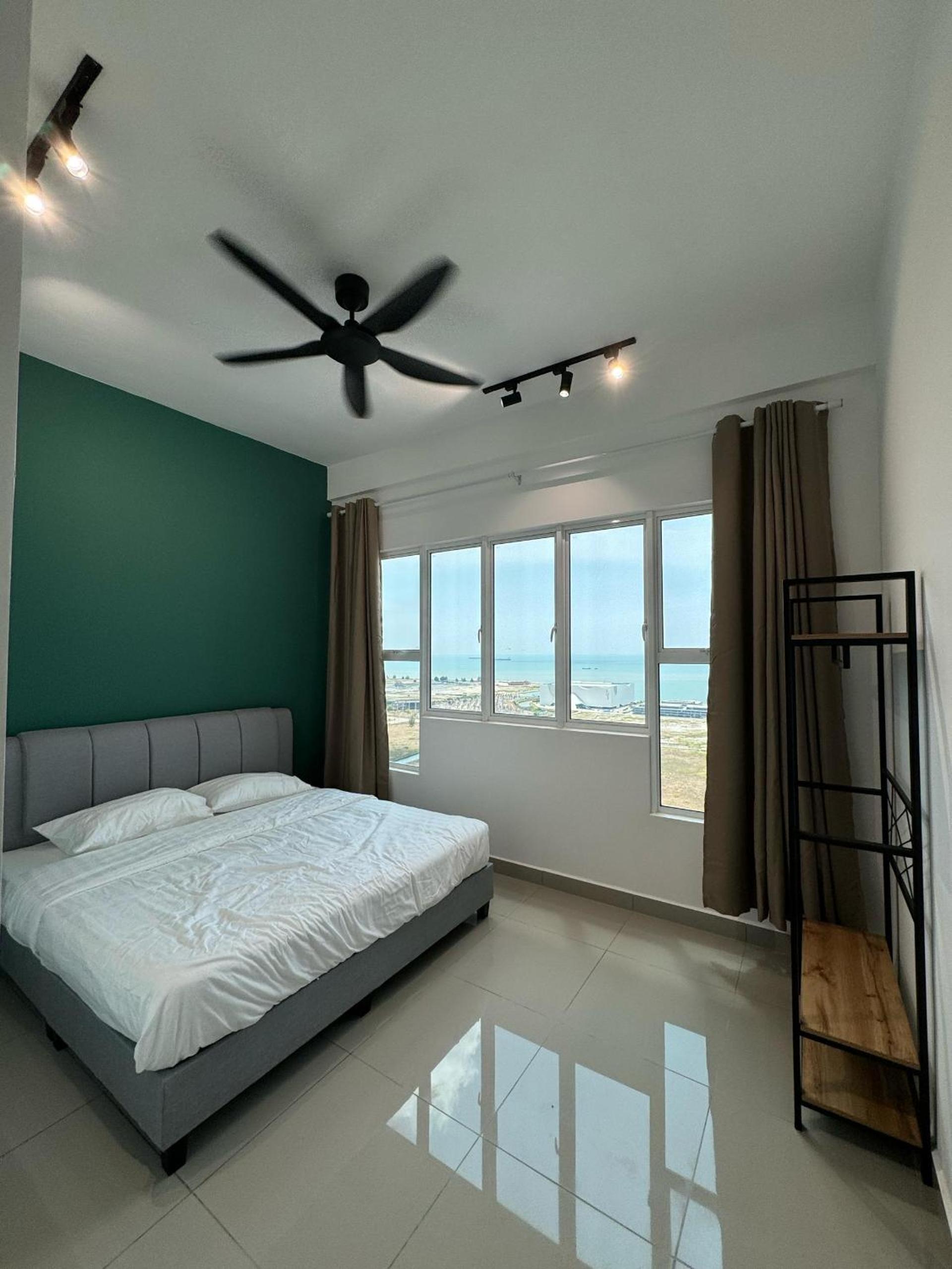 Apartment with Sea View photo 3