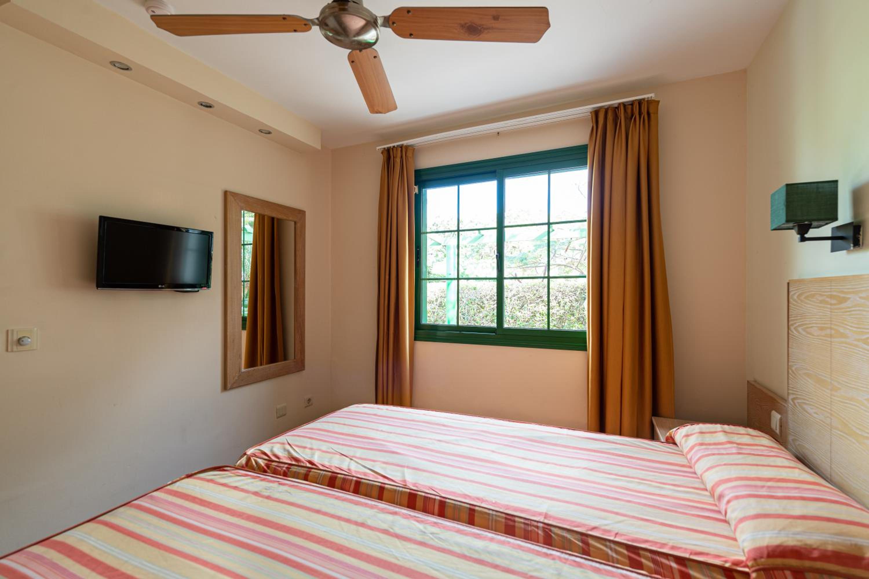One-Bedroom Bungalow (3 Adults)