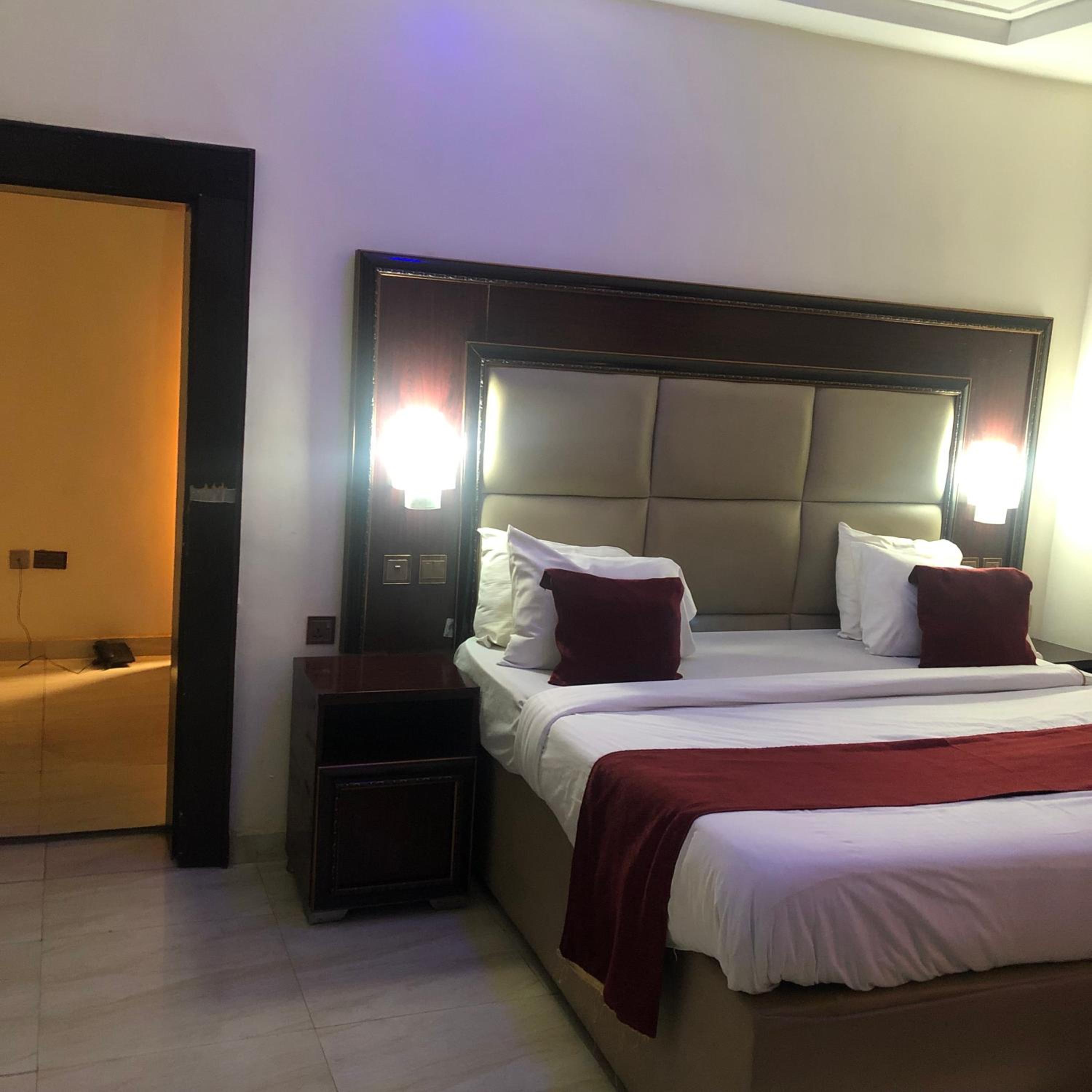 Superior Queen Room photo 1