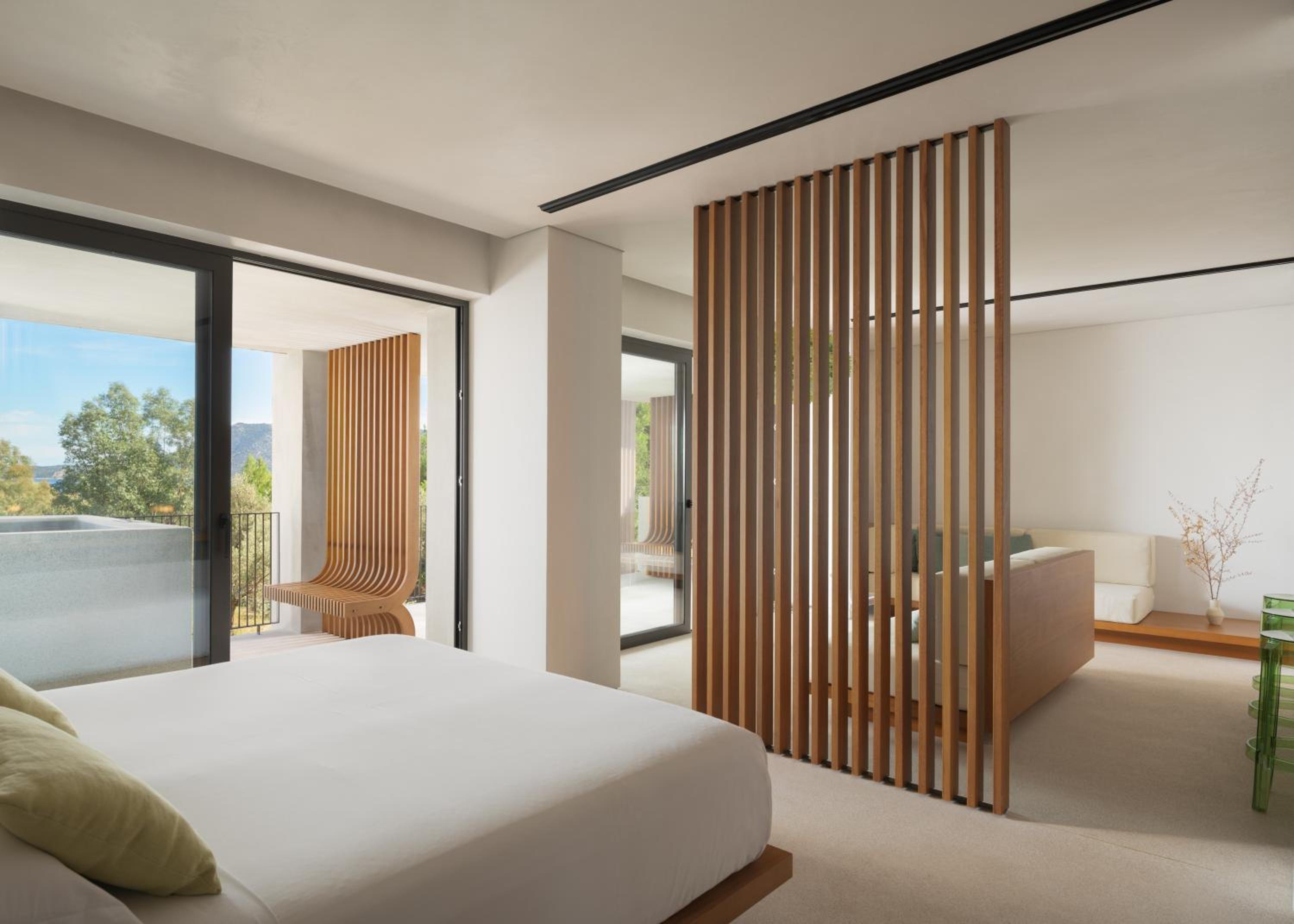 Deluxe Suite with Spa Bath