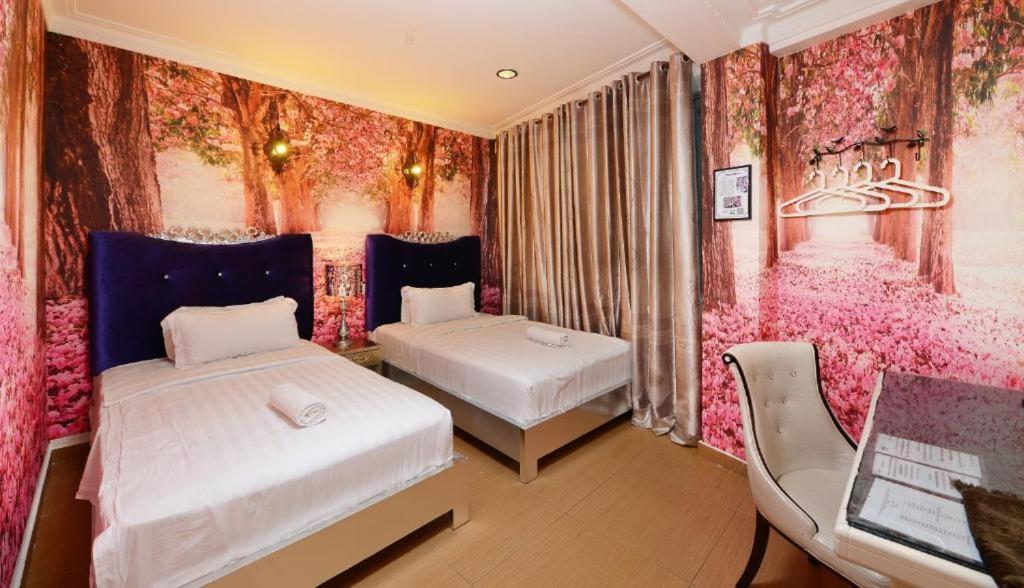 Twin Room - Photo 4