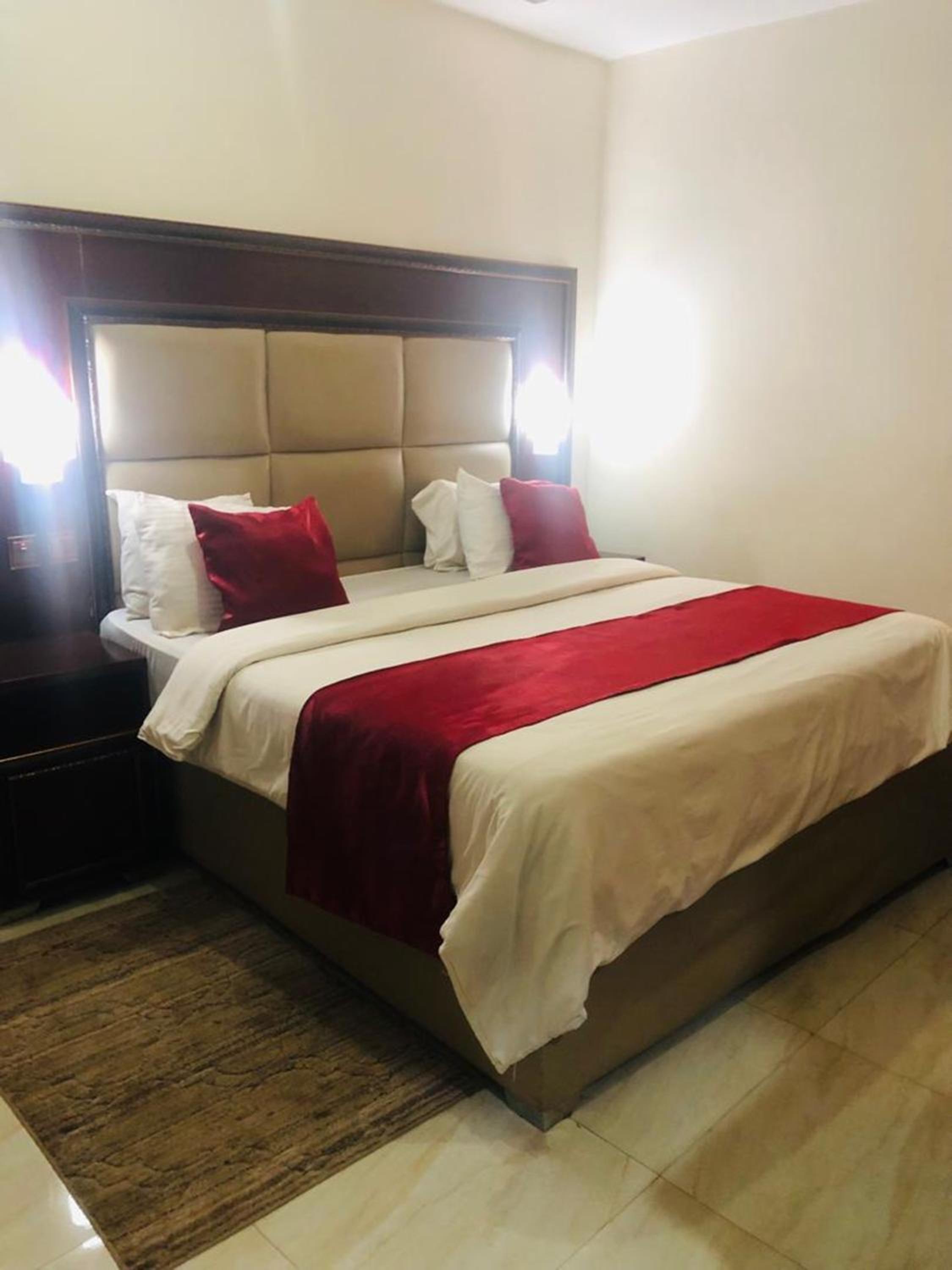 Superior King Room - Photo 1