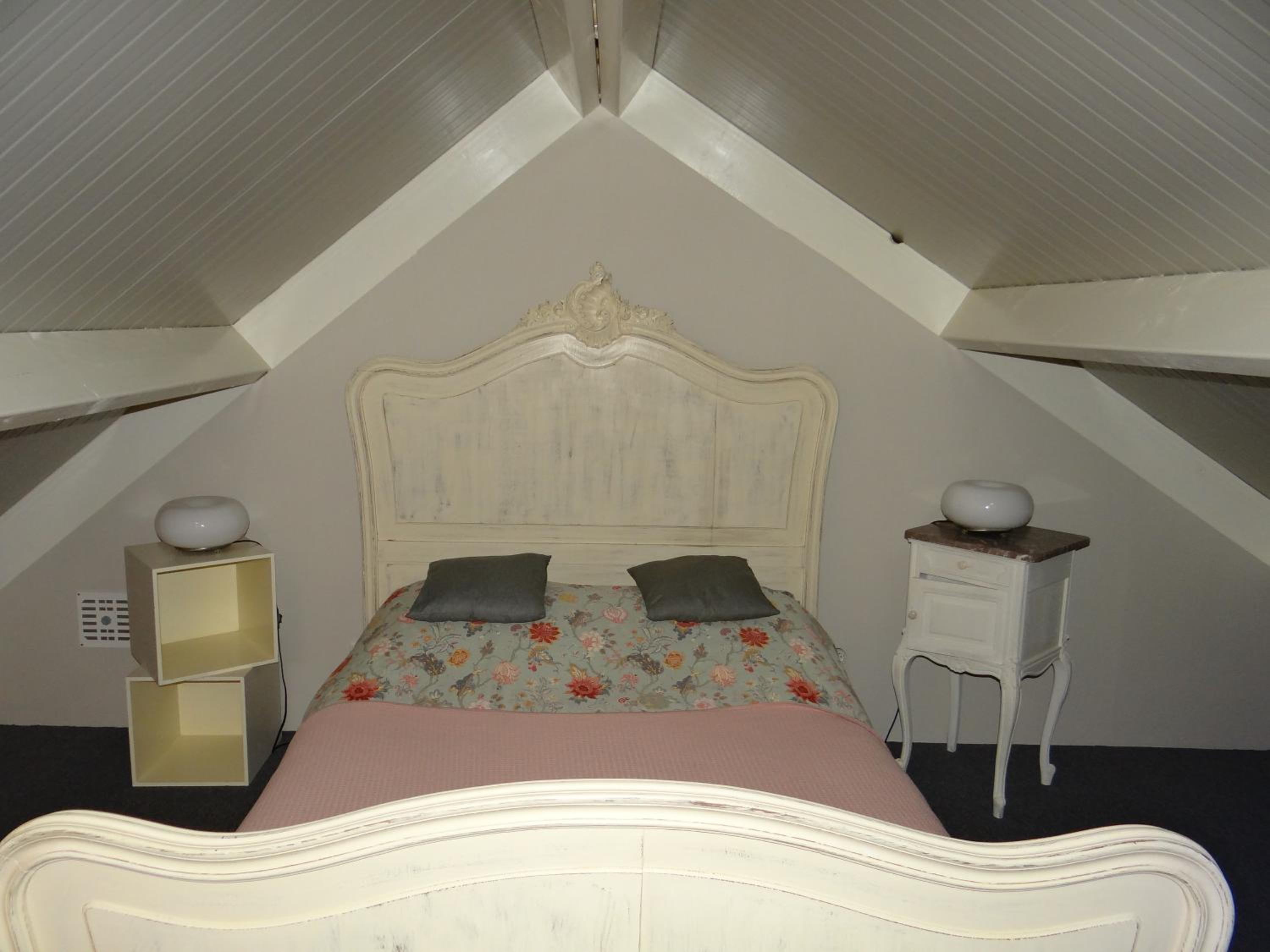 Two-Bedroom House photo 3