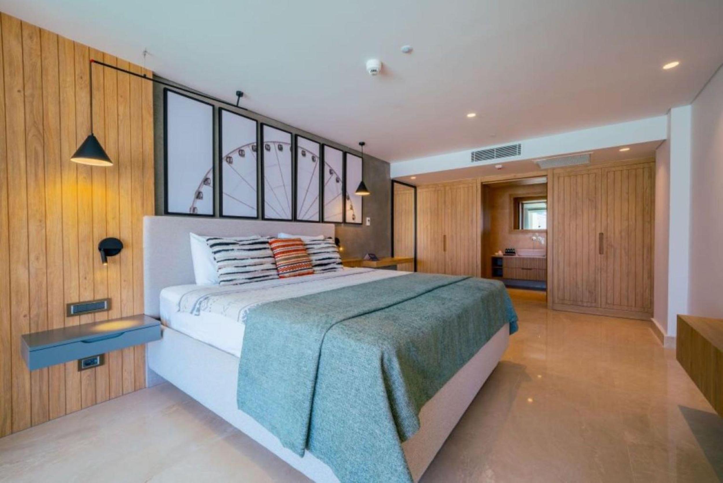 Suite with Private Pool
