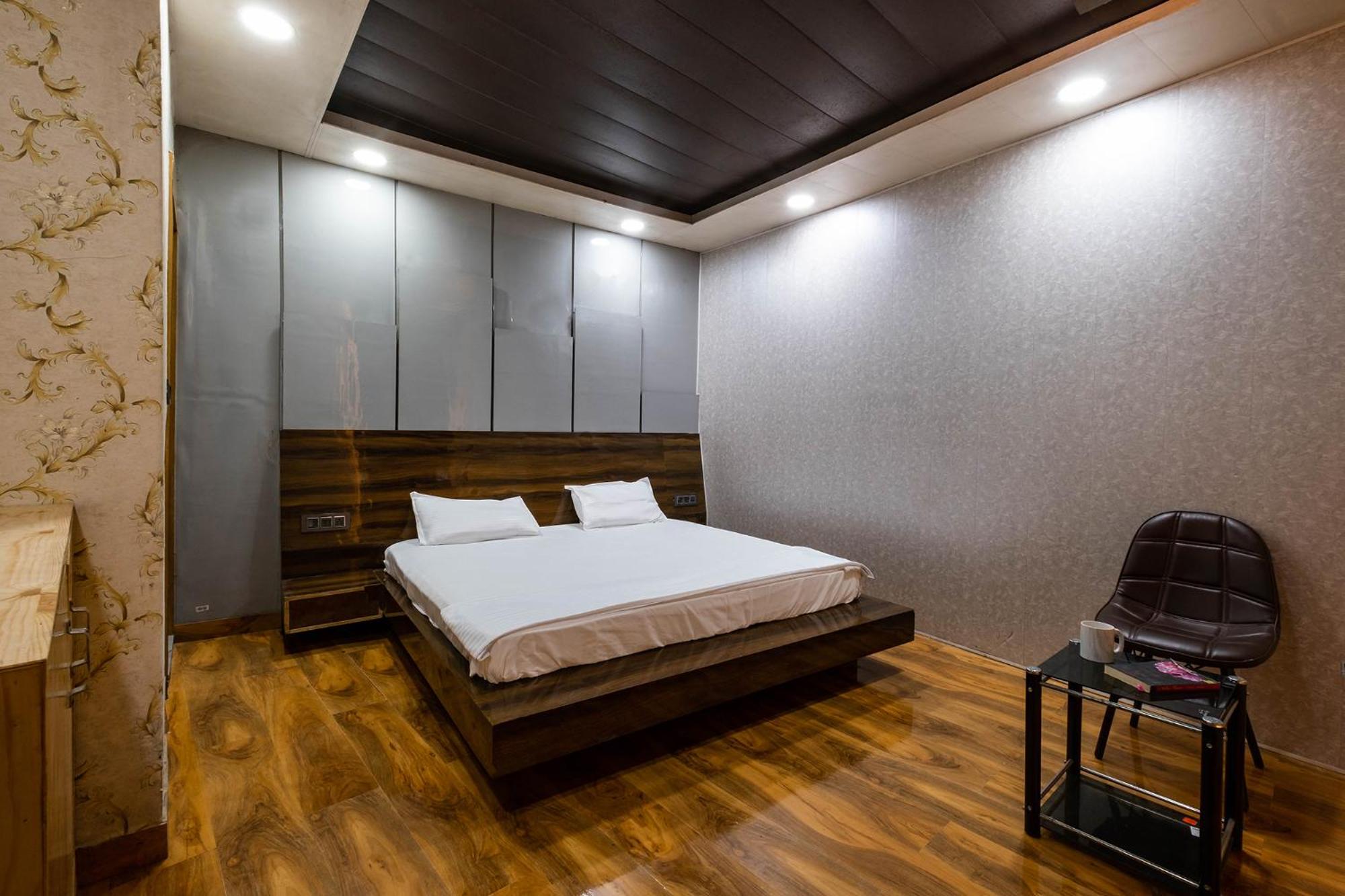 Deluxe Room - Photo 1