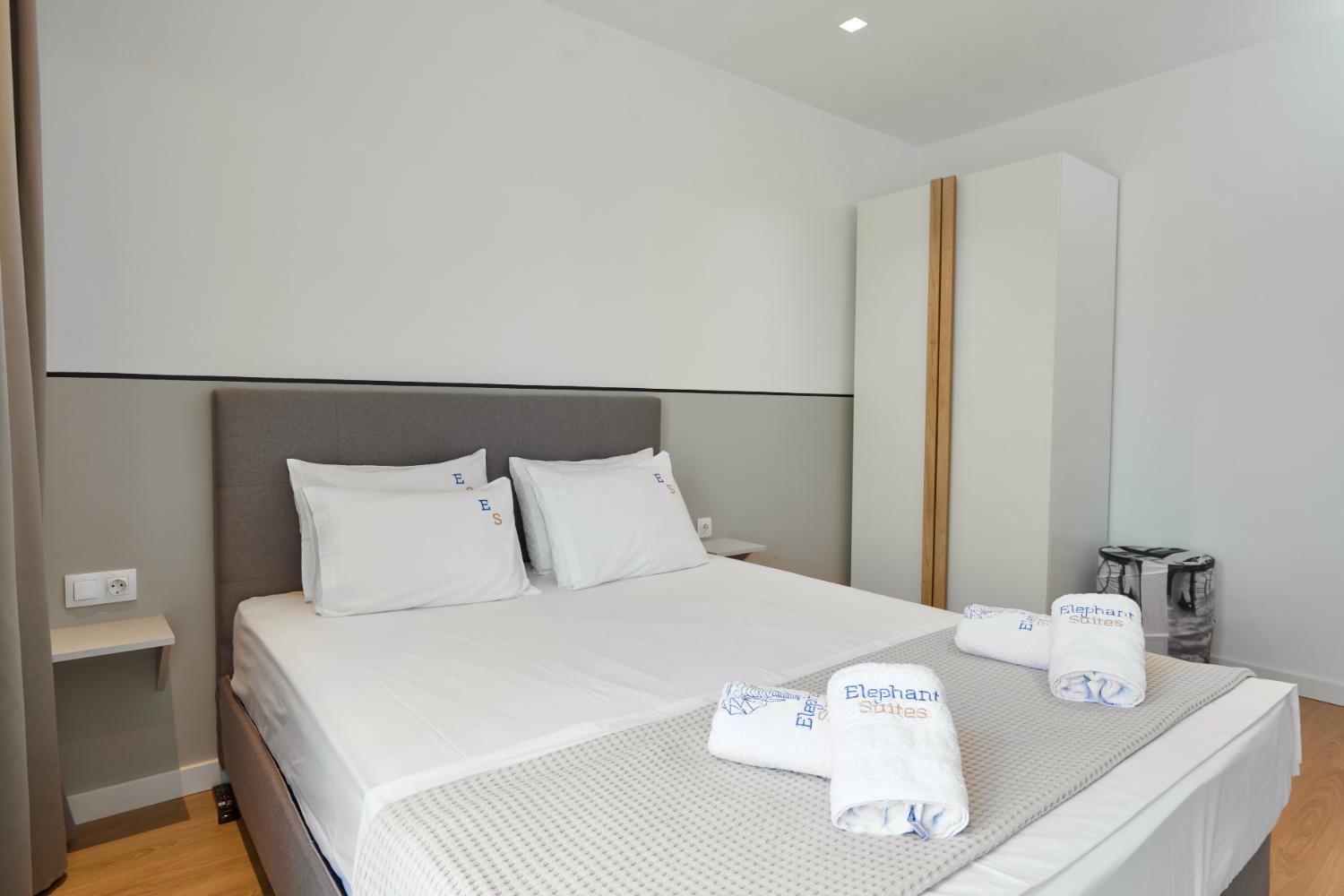 Standard Suite - Photo 4