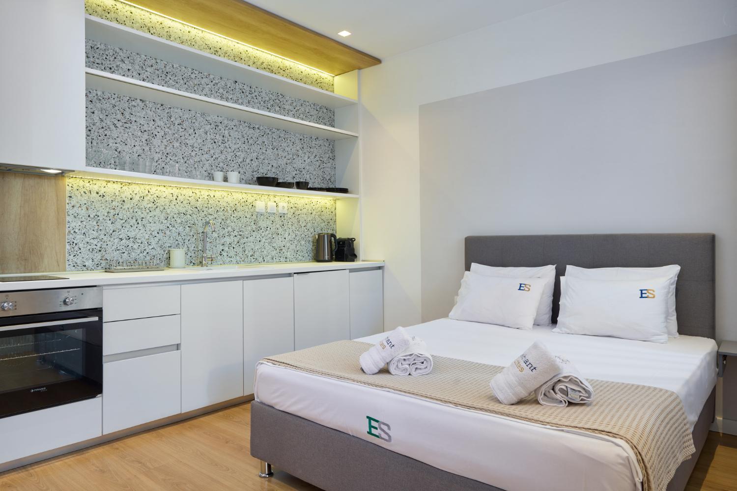 Standard Suite - Photo 5