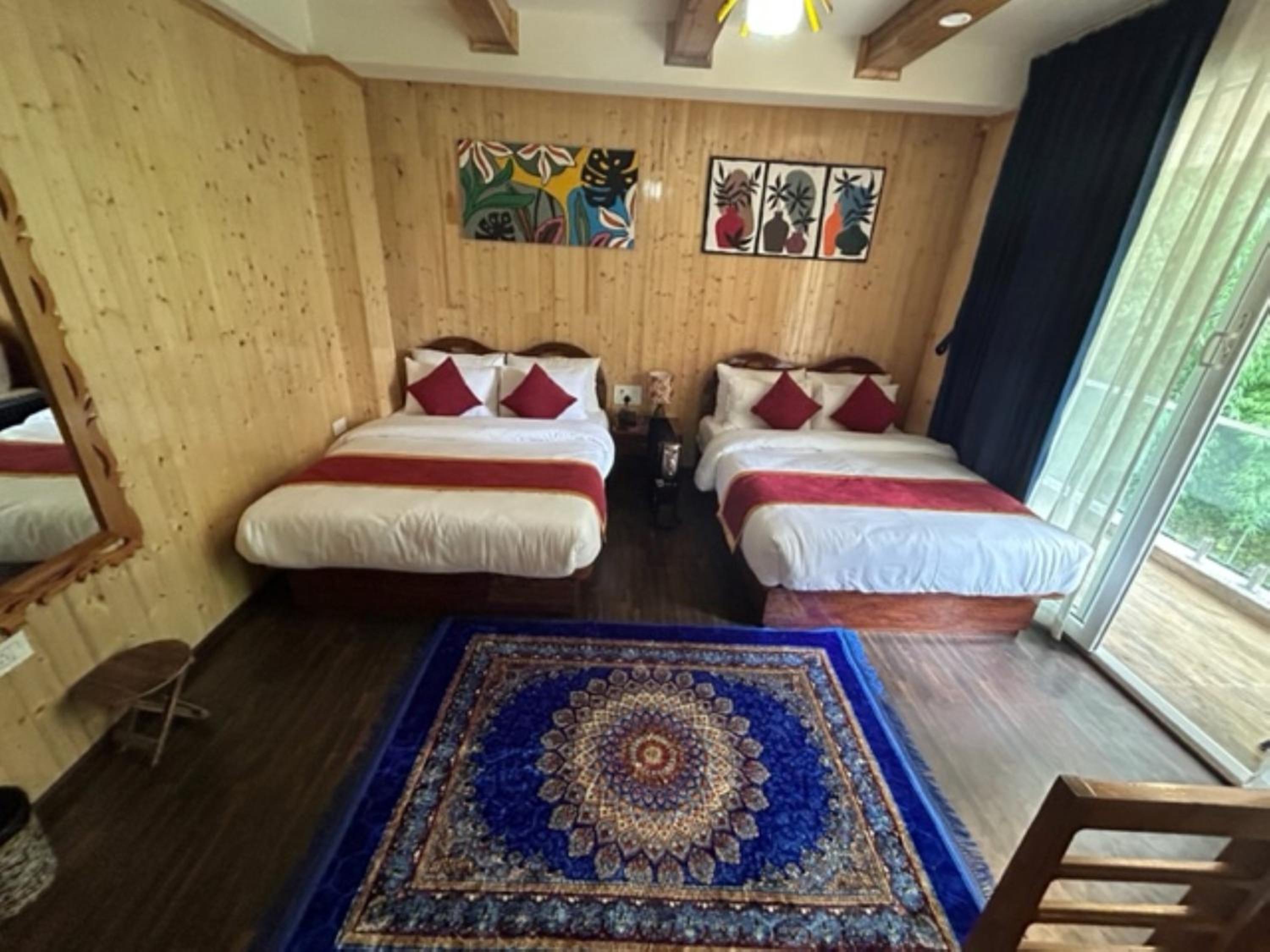 Deluxe Family Room - Photo 7