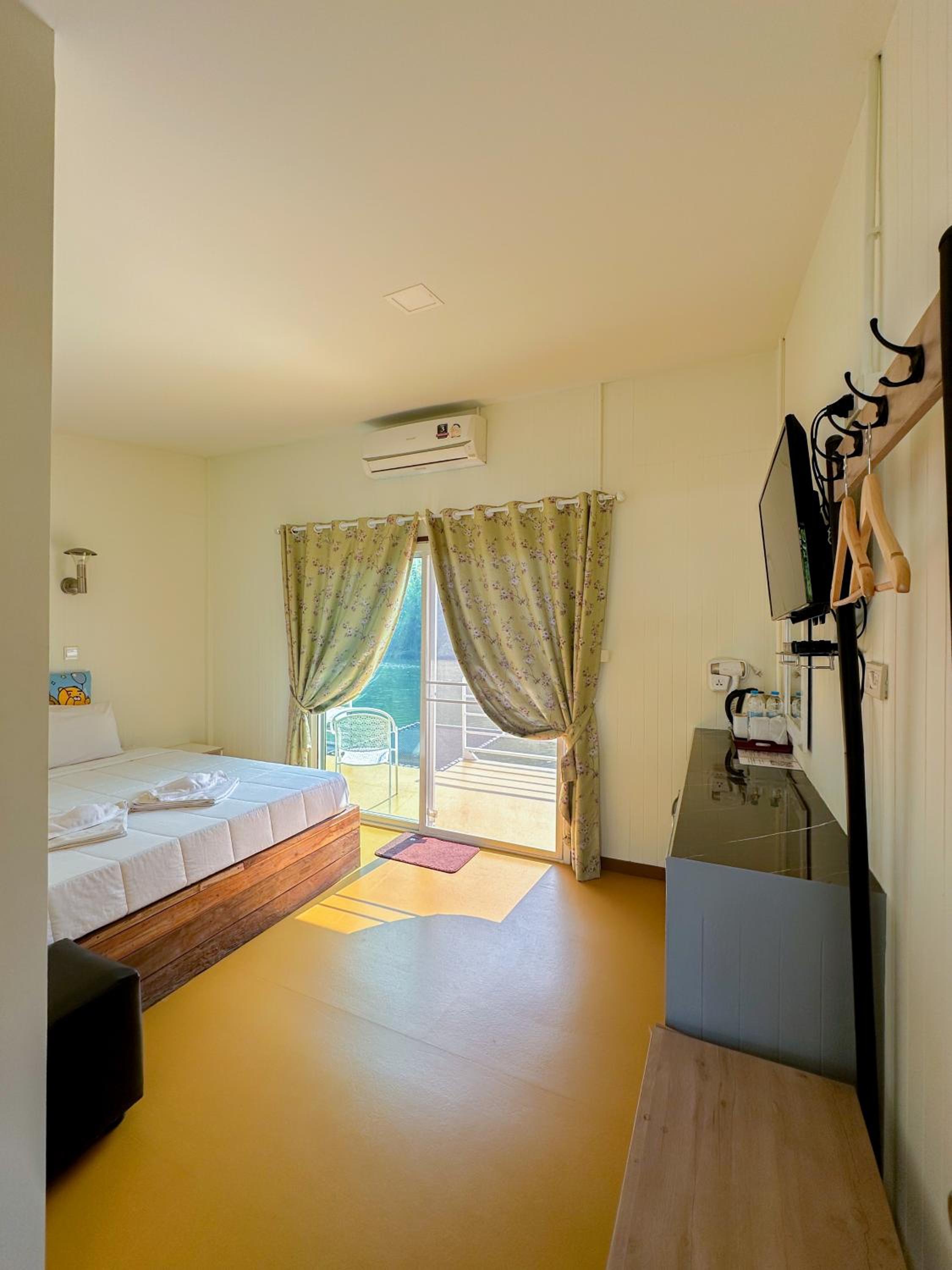 Two-Bedroom Bungalow - Photo 11