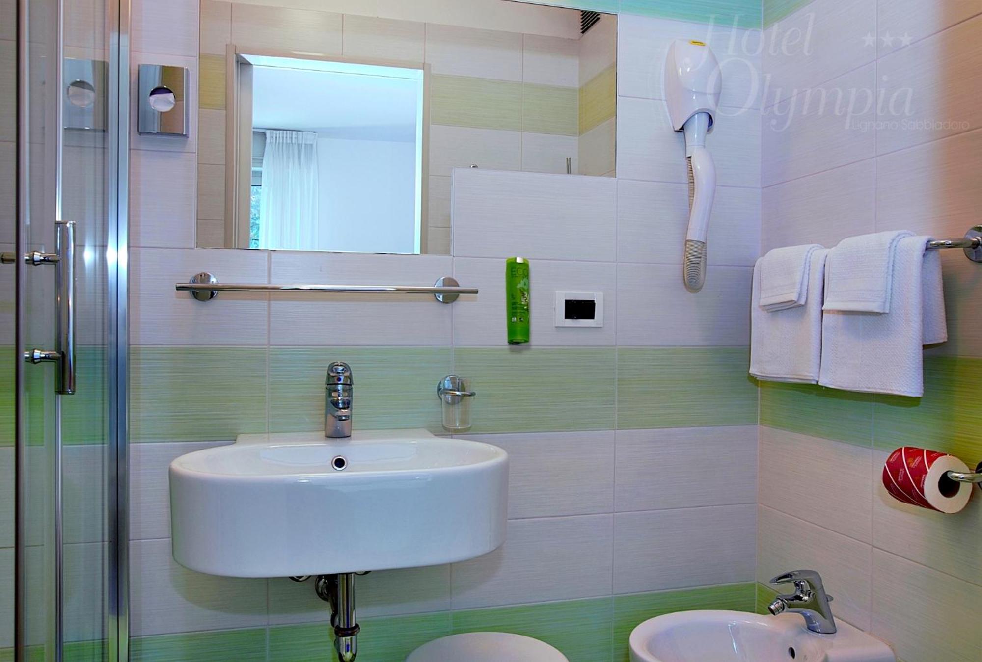 Single Room photo 2