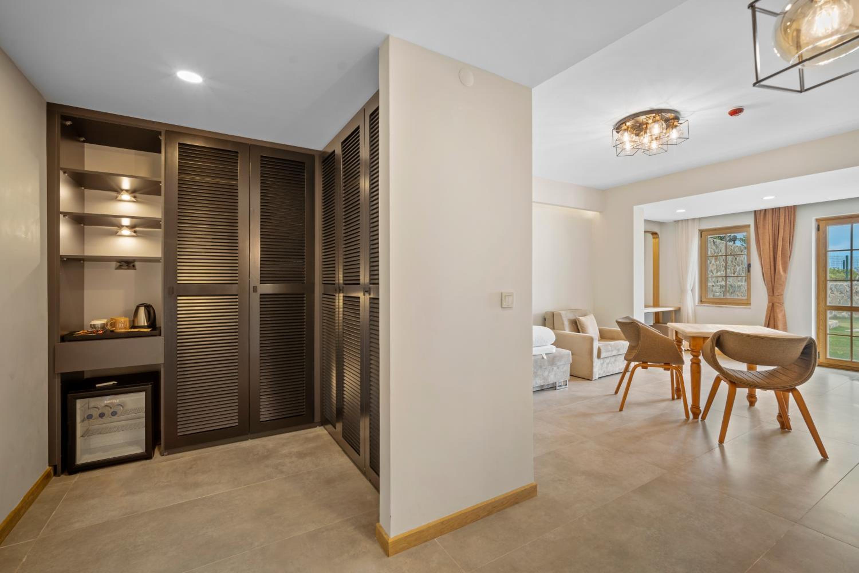 Premium Quadruple Room - Photo 3