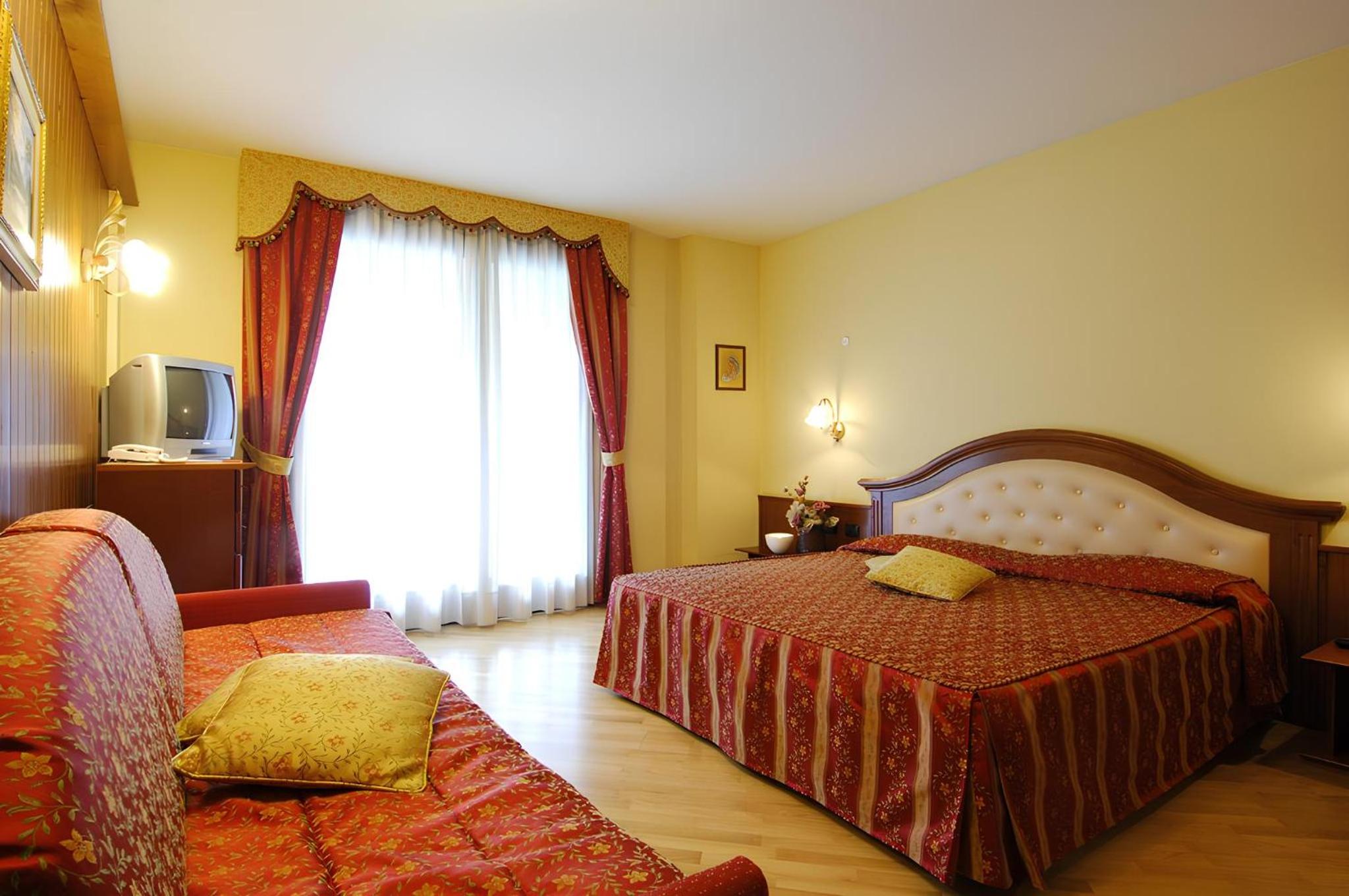Economy Quadruple Room