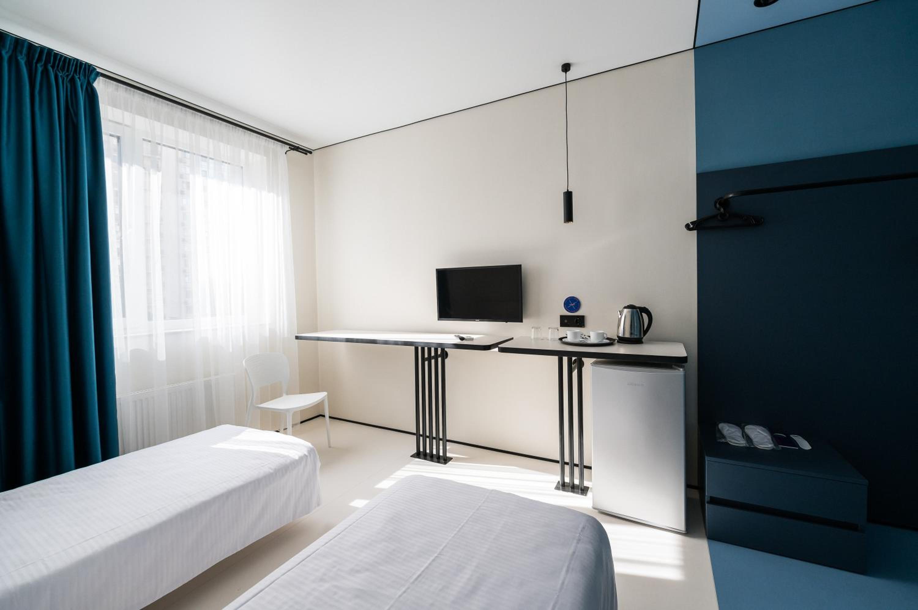 Twin Room with Balcony photo 3