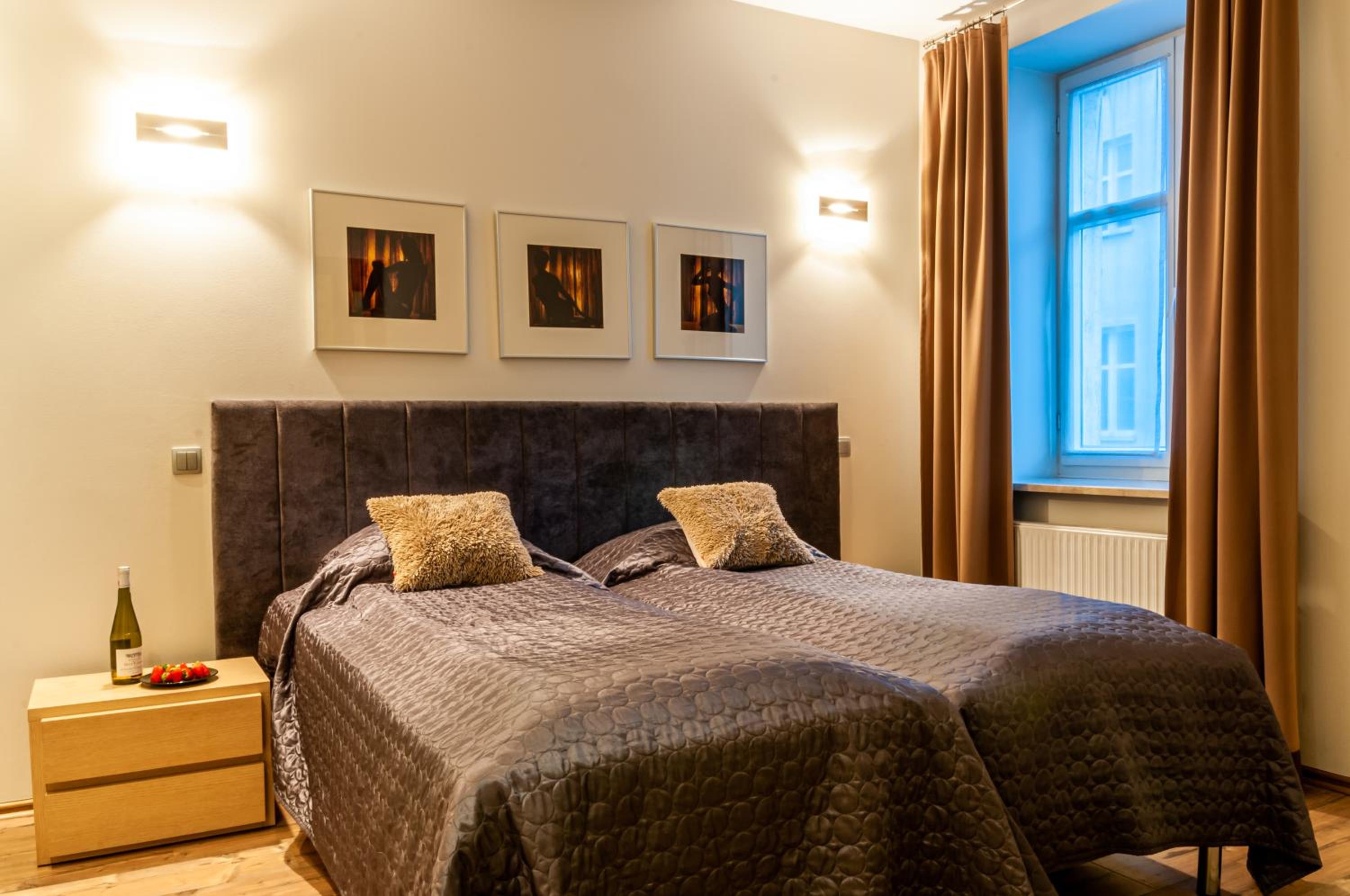 Deluxe Family Suite