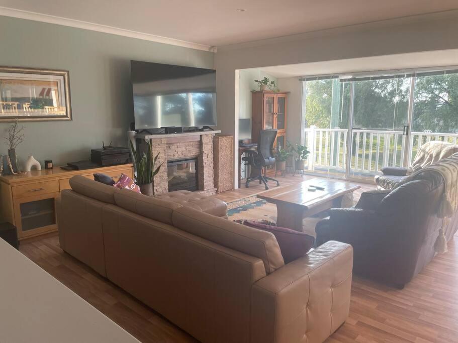 Four-Bedroom House photo 1