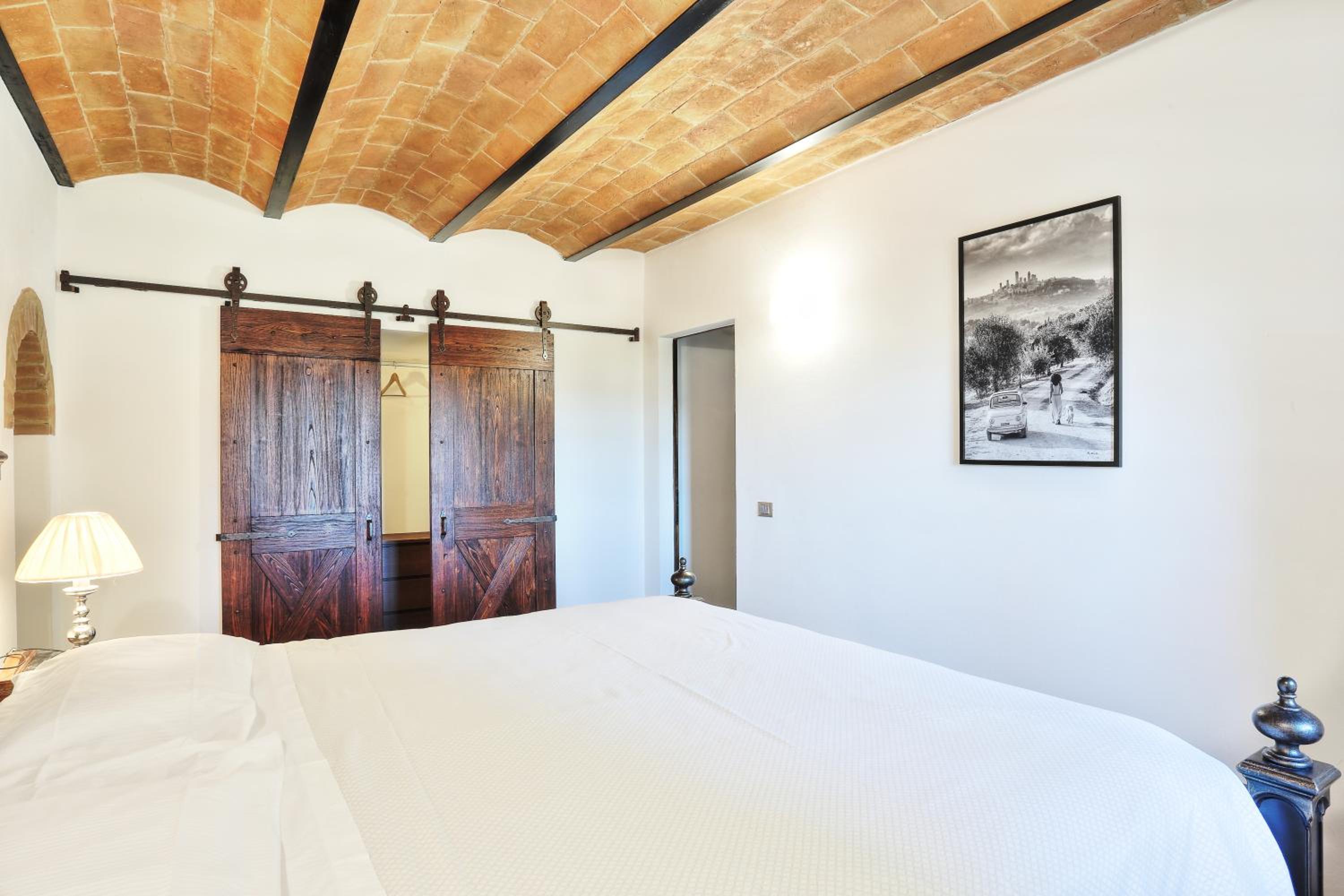 Villa photo 3