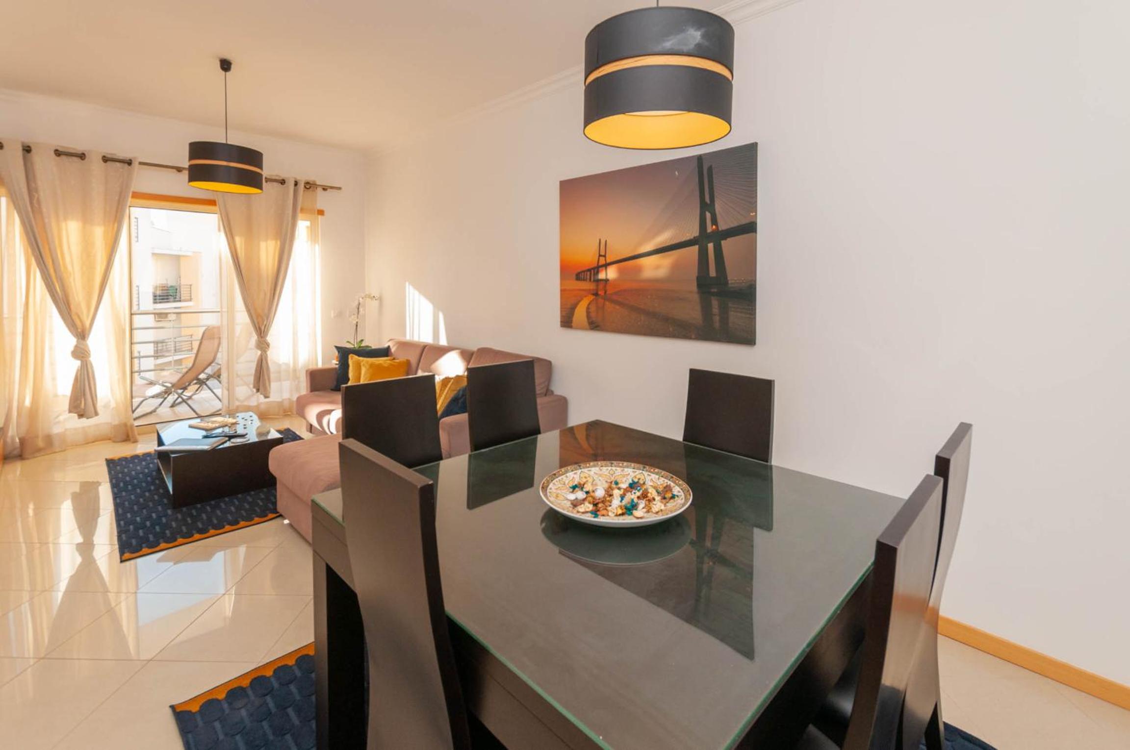 One-Bedroom Apartment with Partial Sea View - Photo 26