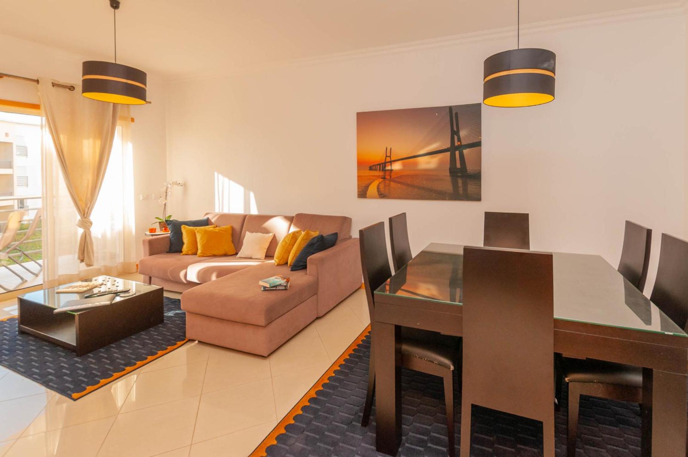 One-Bedroom Apartment with Partial Sea View - Photo 20