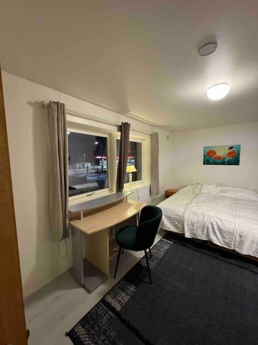 One-Bedroom Apartment with Sea View photo 1