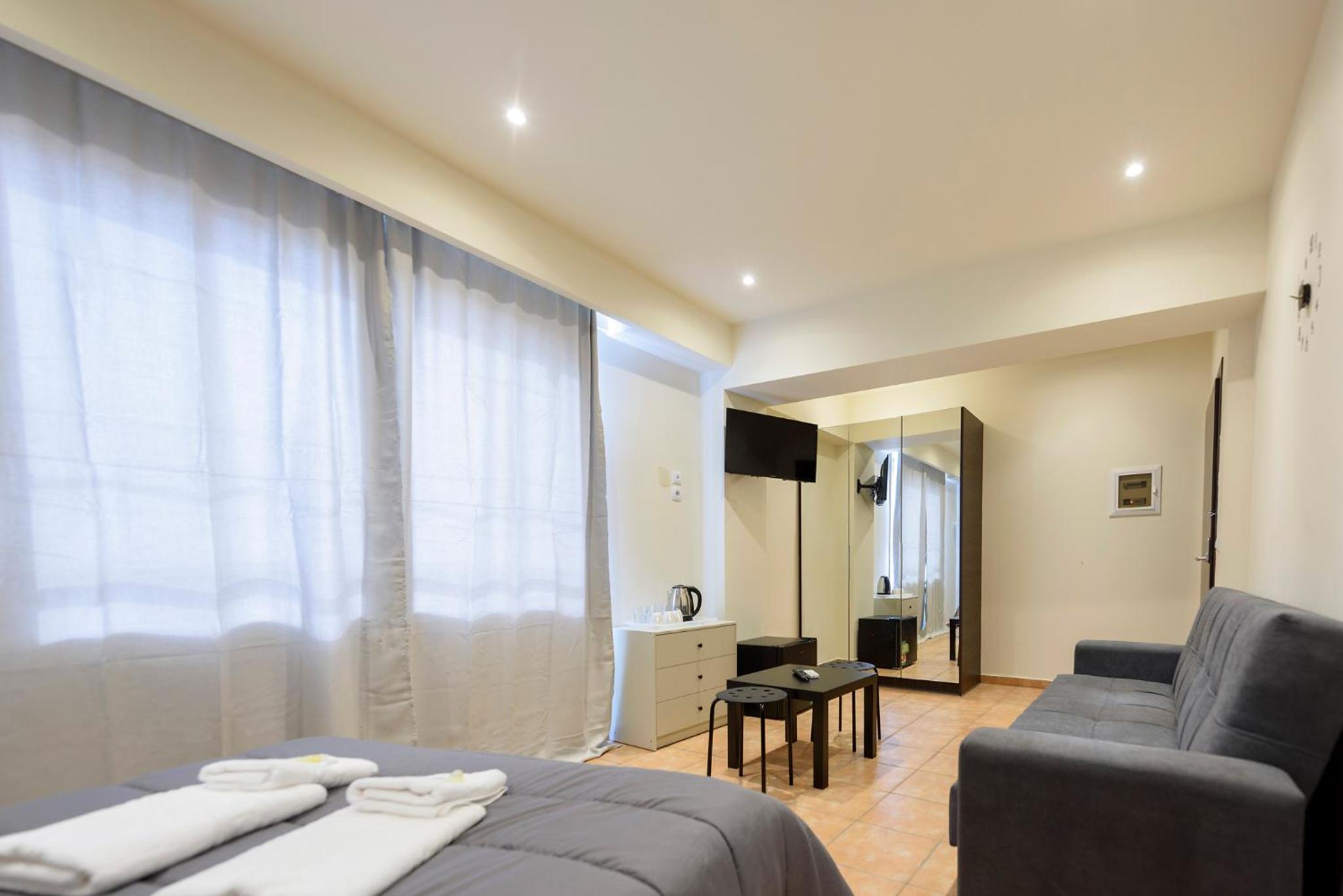 Deluxe Triple Room photo 3