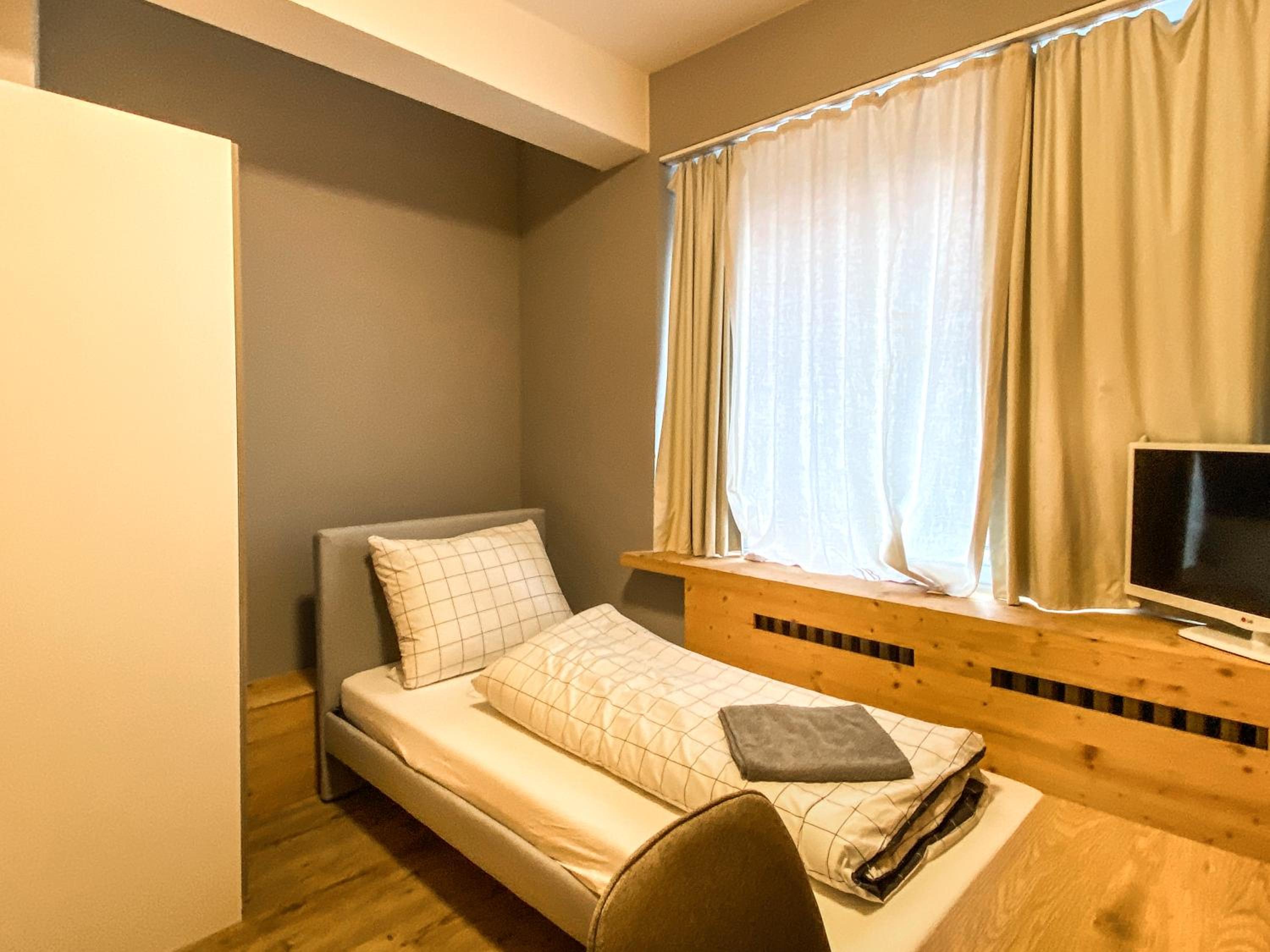 Budget Single Room