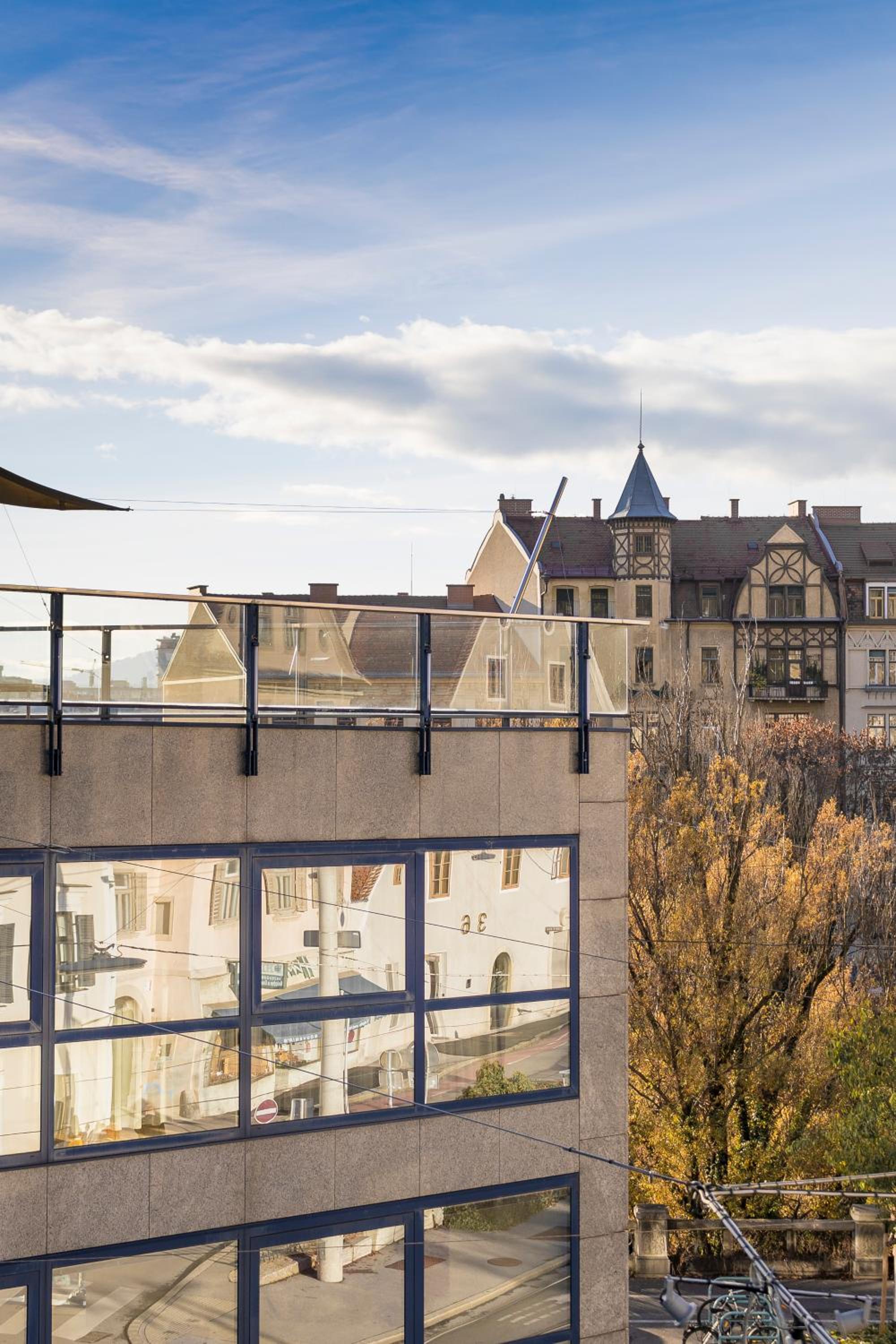 Two-Bedroom Apartment with Balcony photo 2