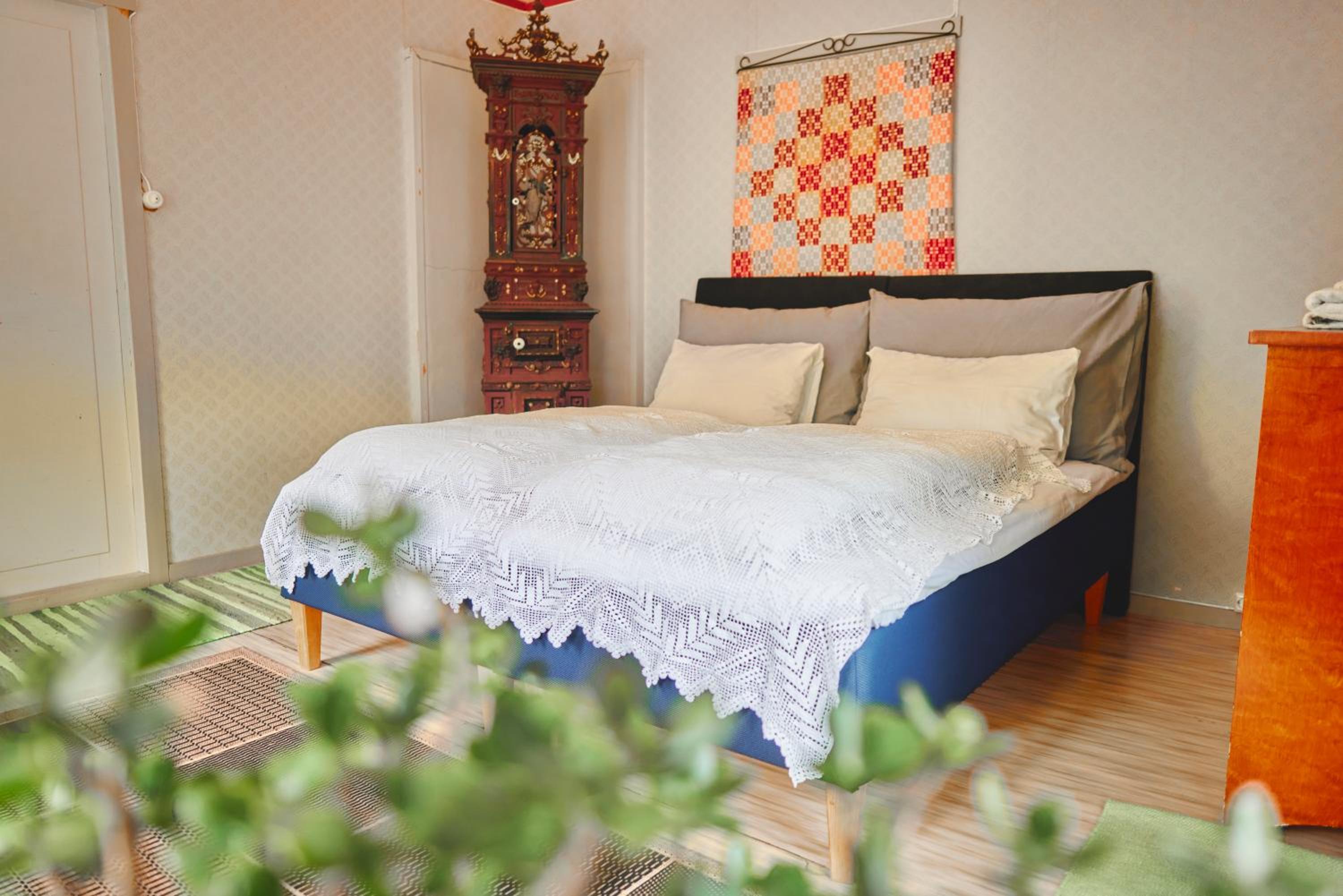 Double or Twin Room with Shared Bathroom photo 2