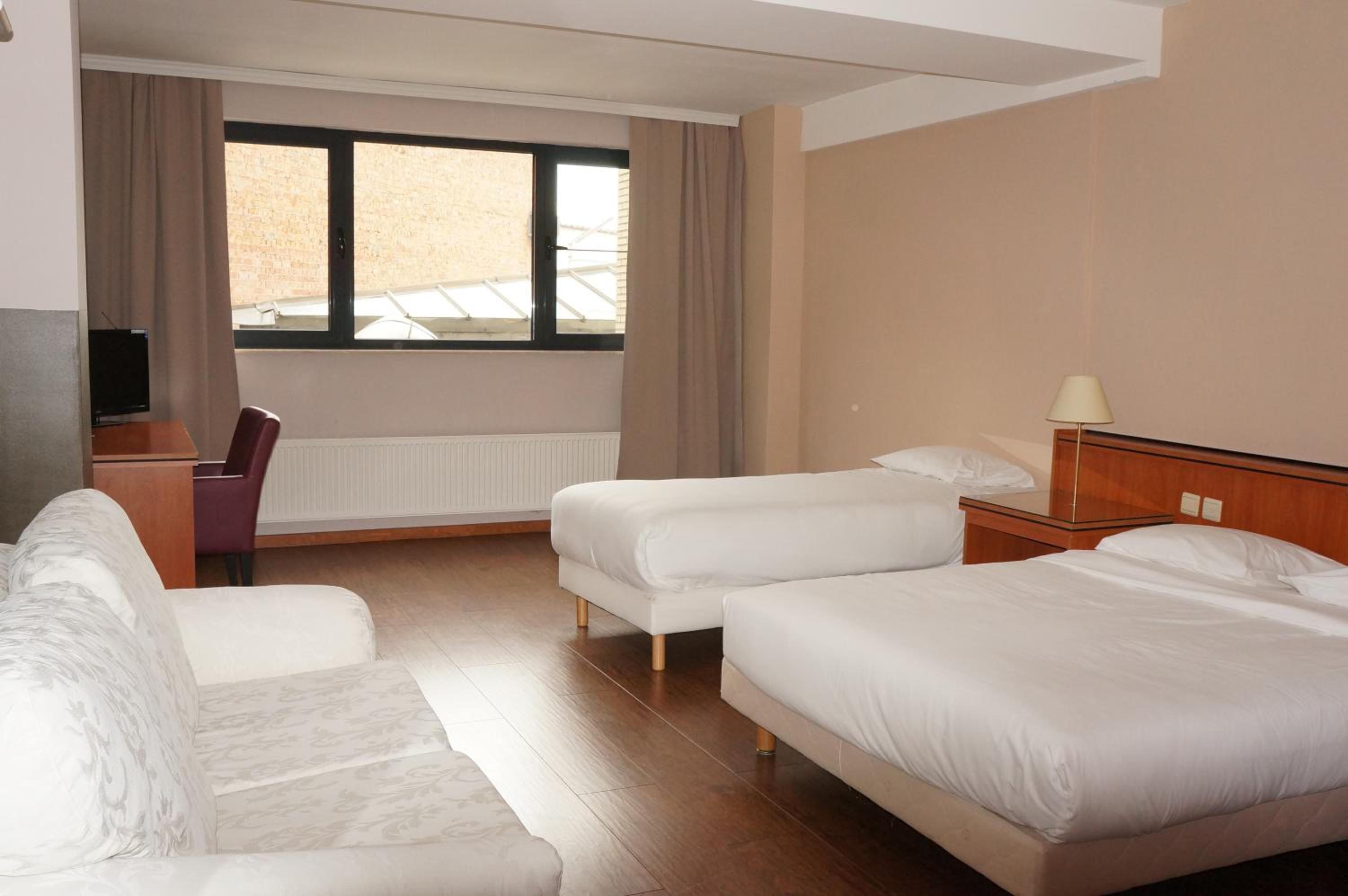 Standard Triple Room photo 1