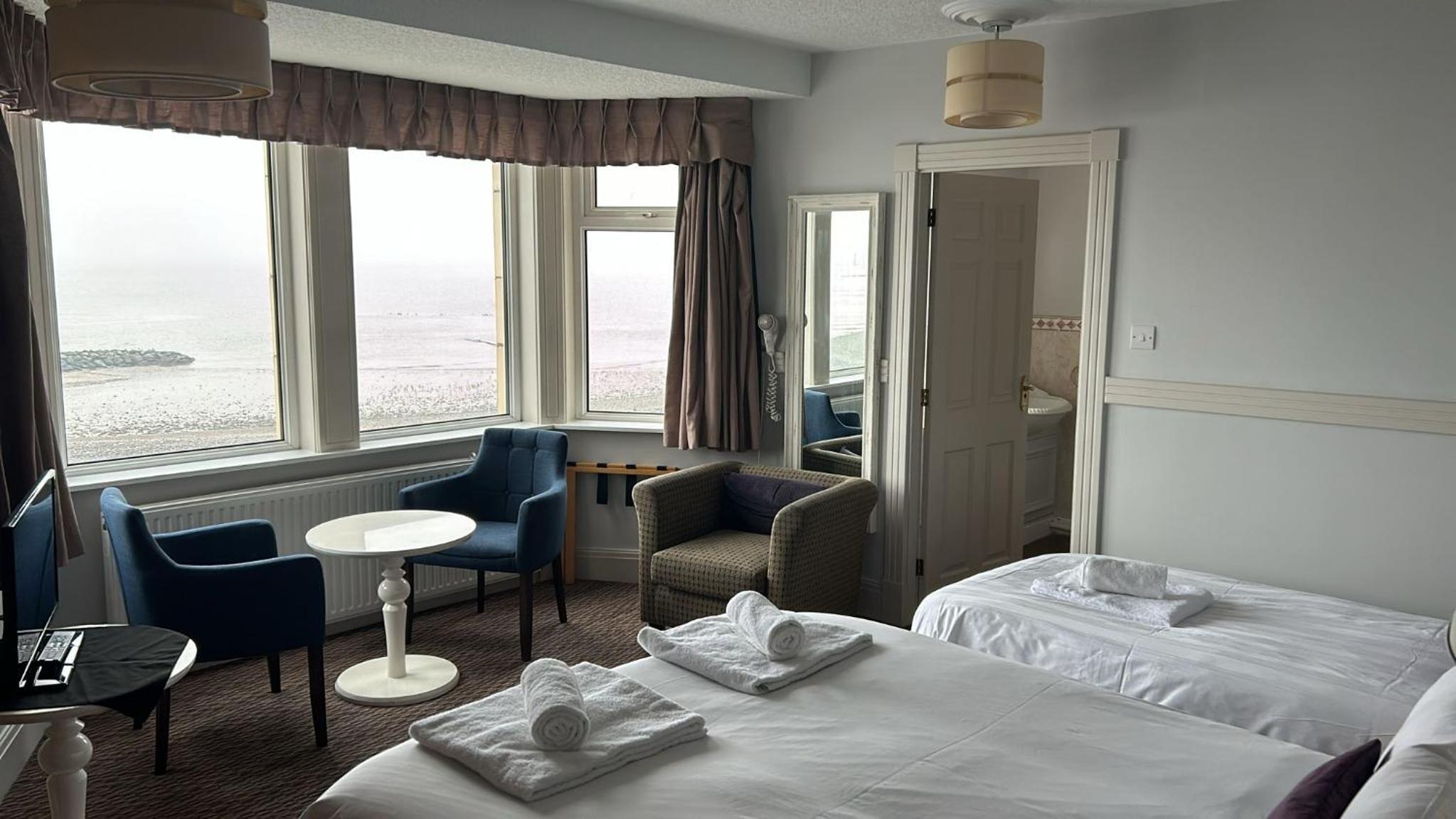 Triple Room with Sea View