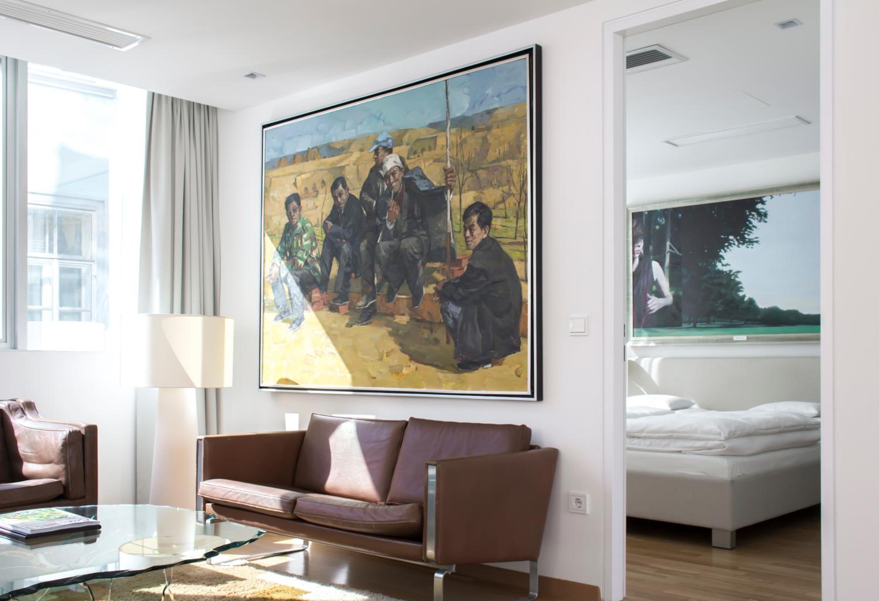 One-Bedroom Apartment - Photo 4