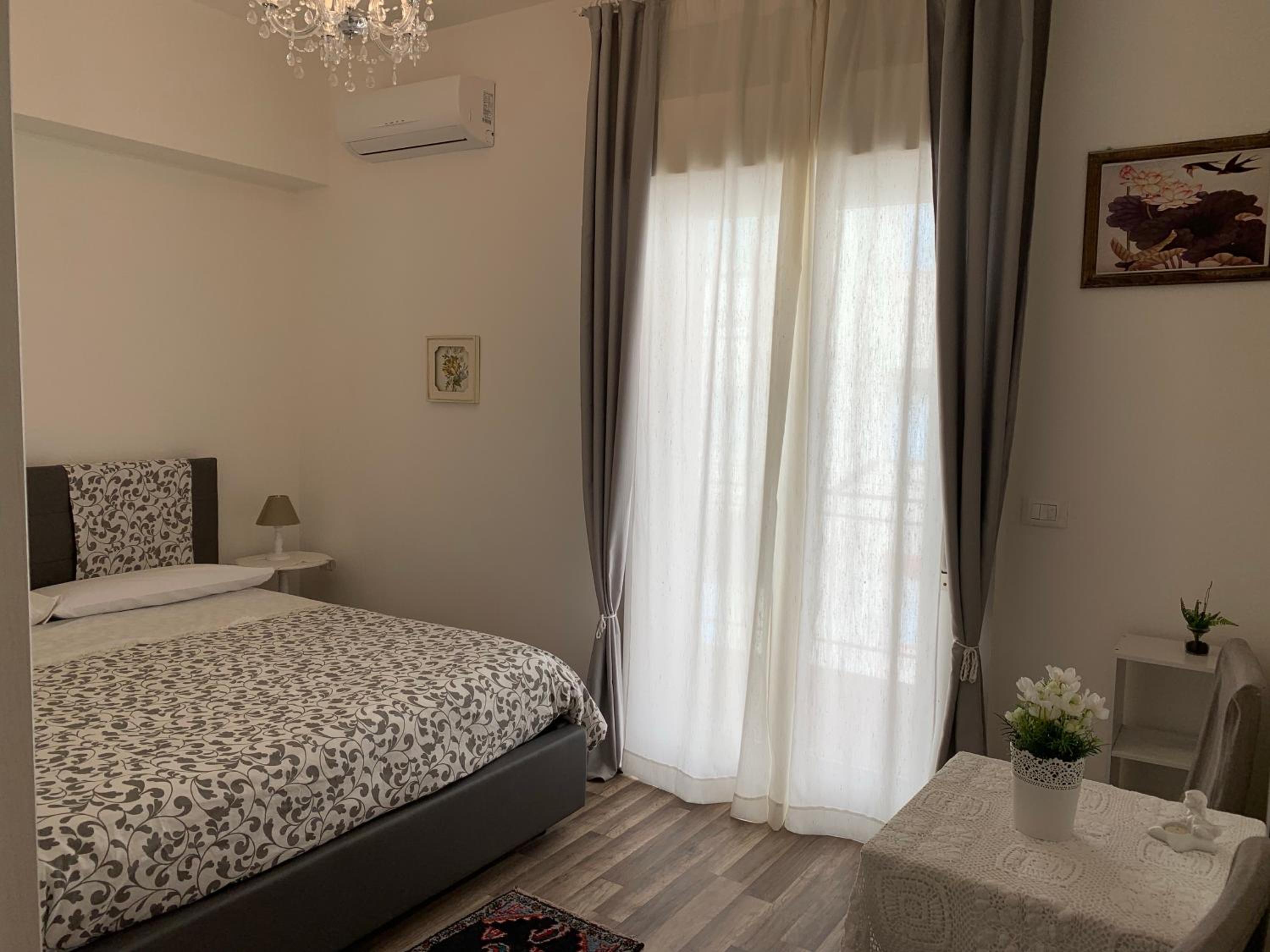 Double Room - Photo 4