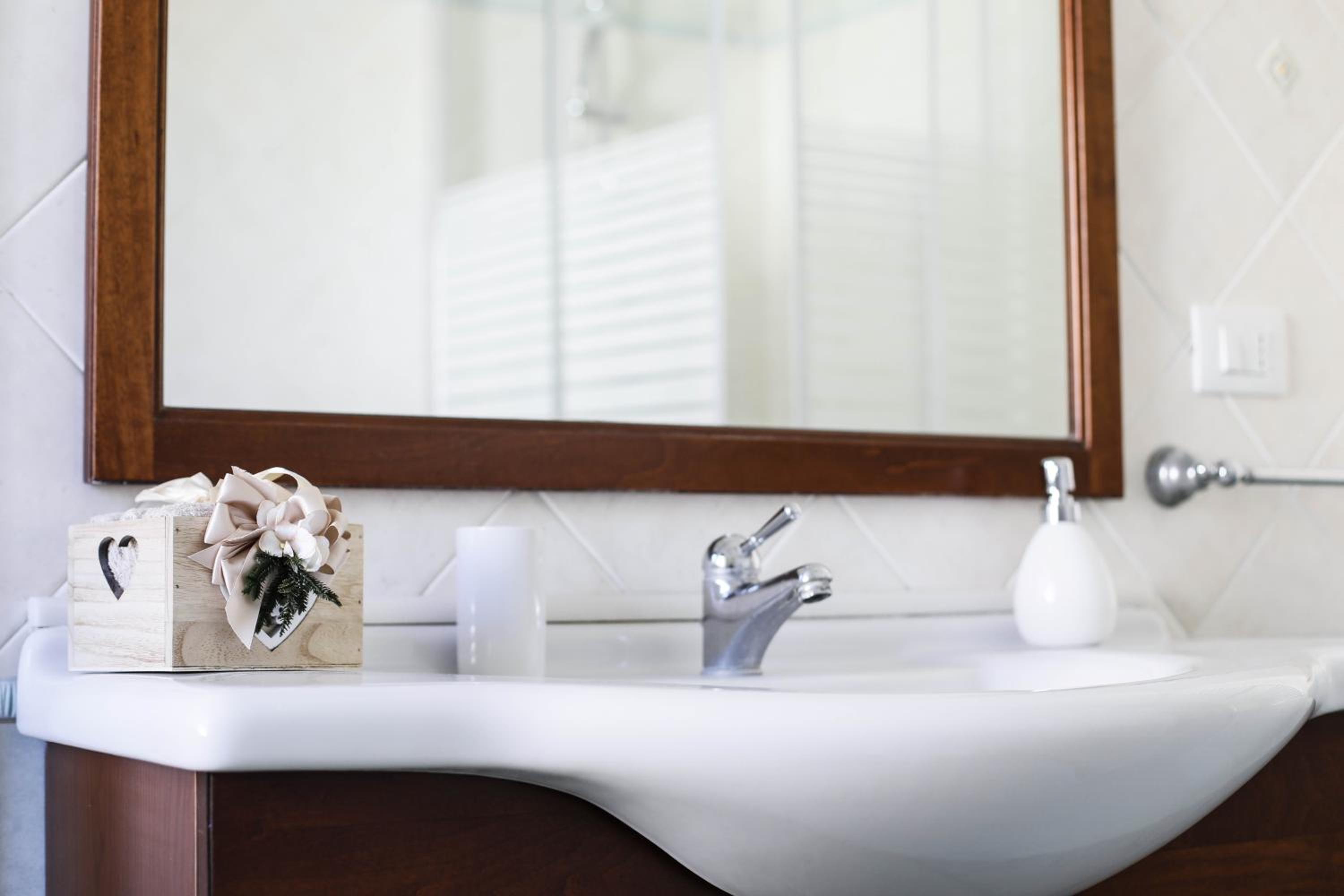 Double Room - Photo 9