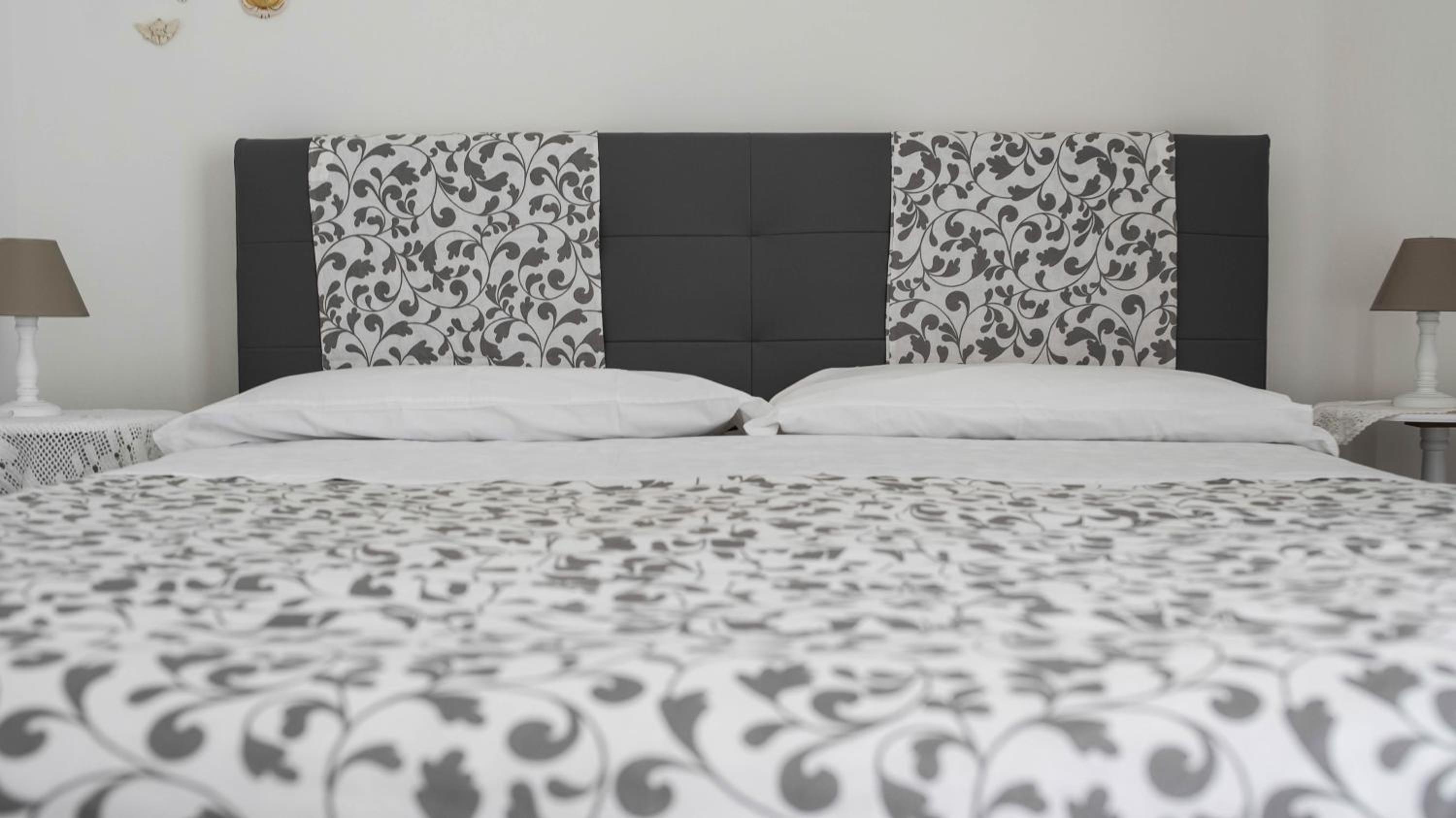 Double Room - Photo 31