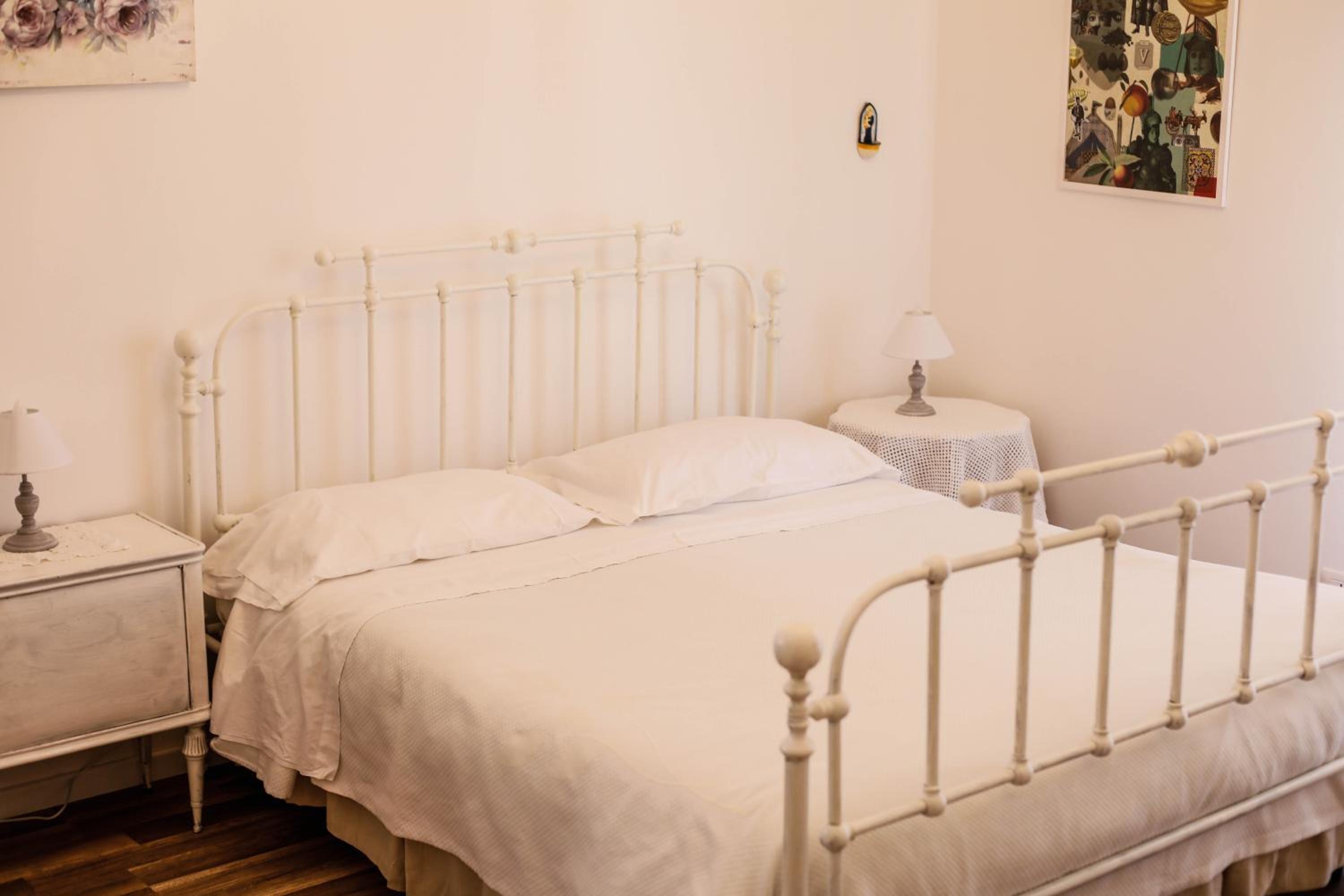 Triple Room - Photo 11