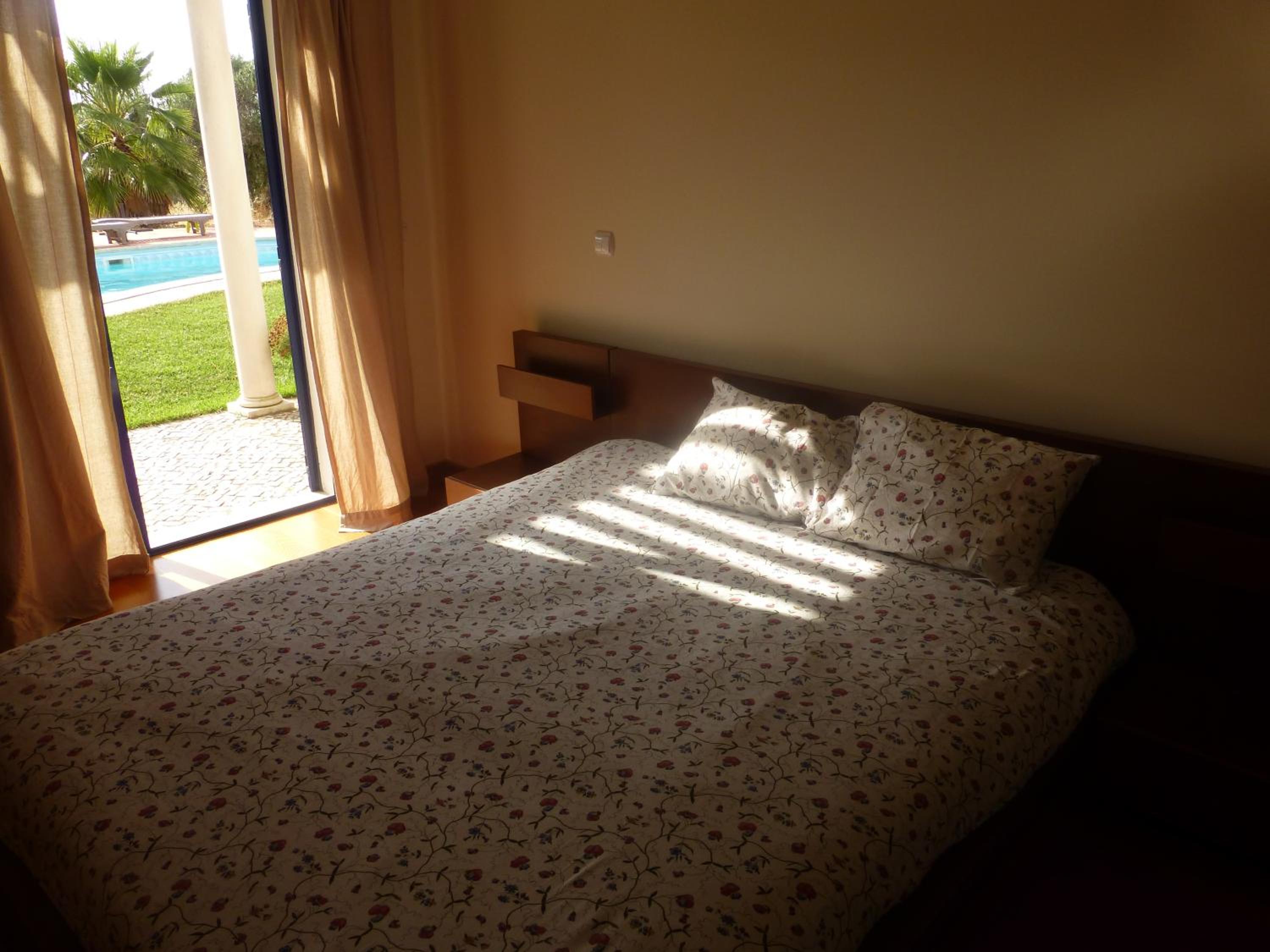 King Suite with Pool View photo 1