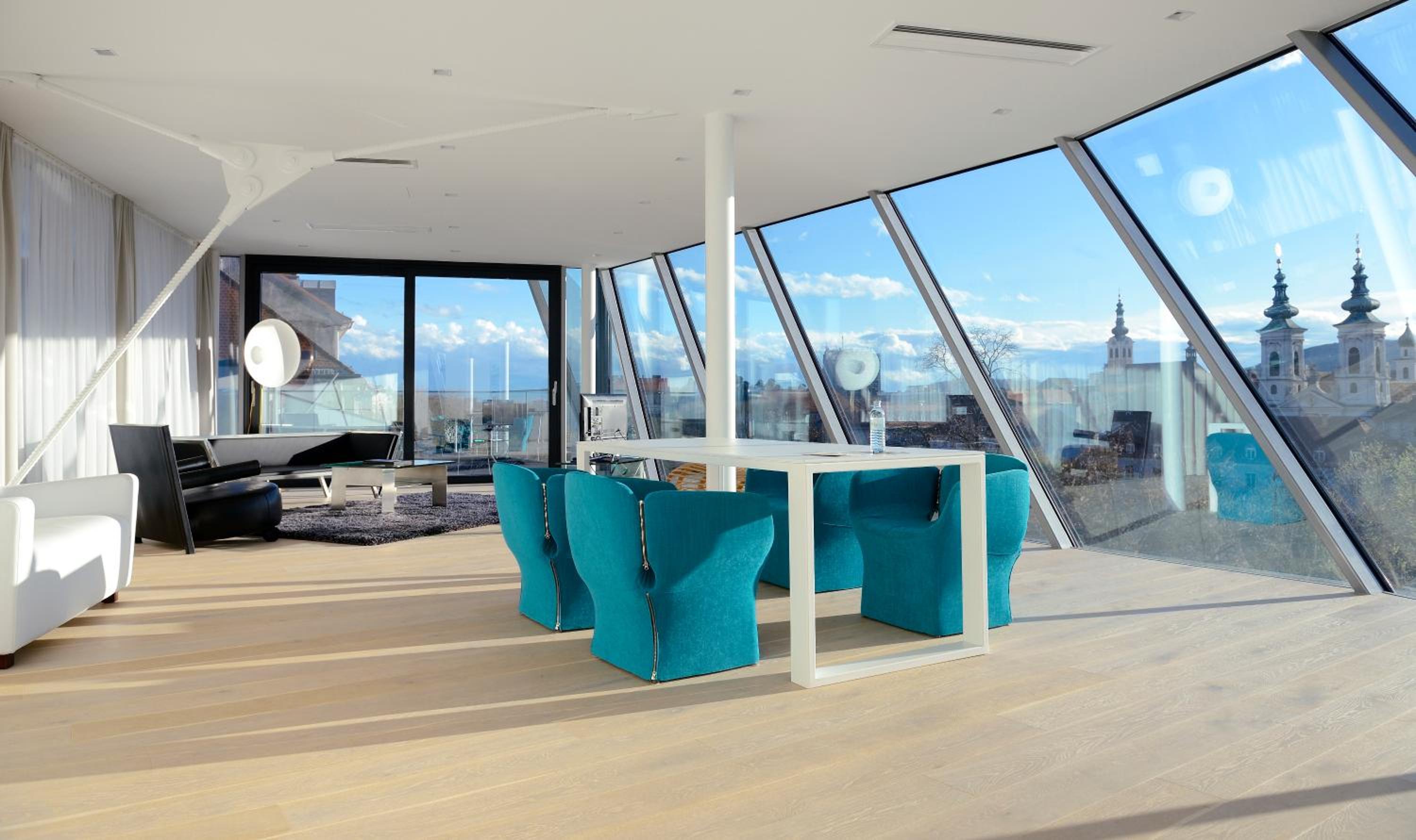 One-Bedroom Apartment with Balcony