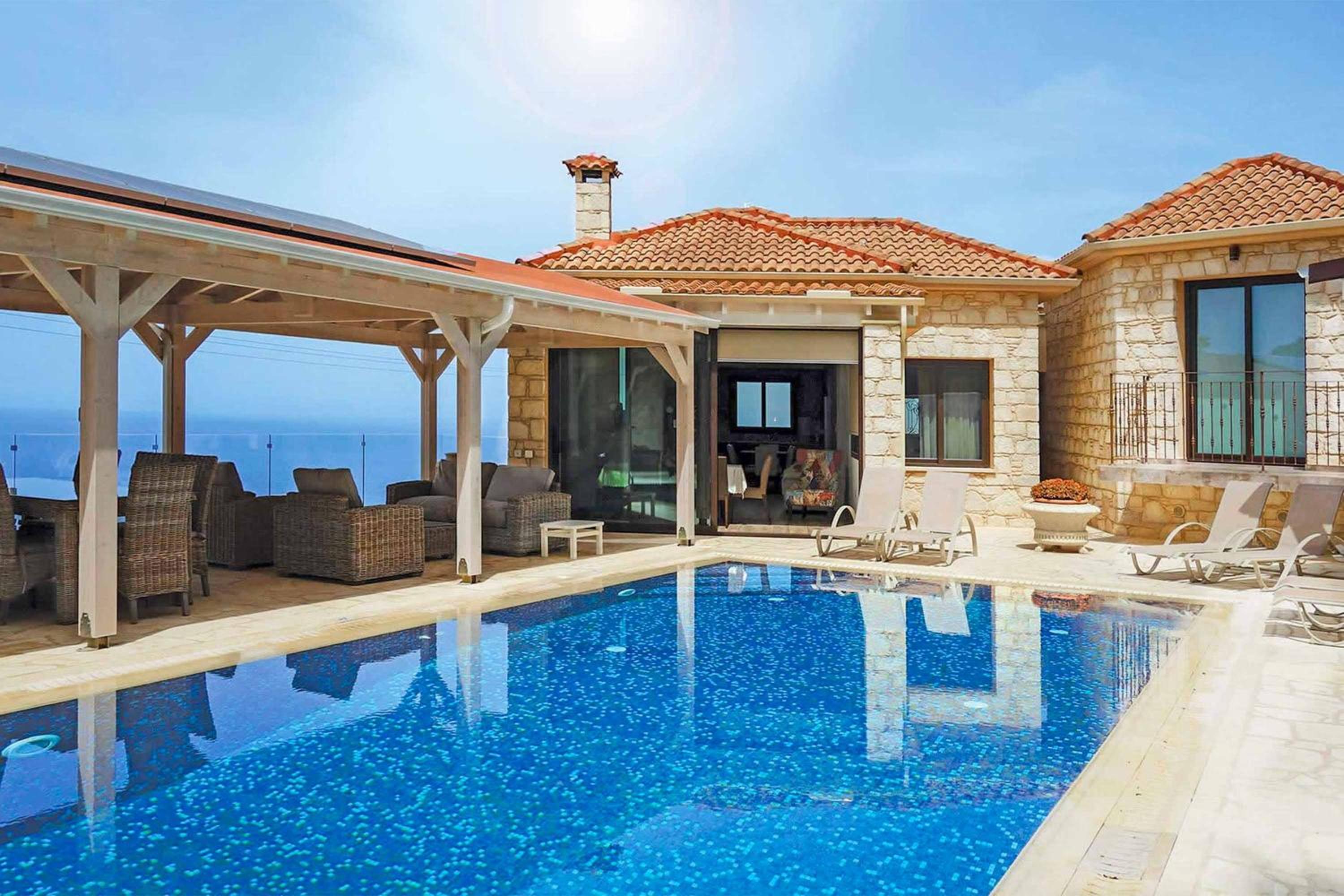 Four-Bedroom Villa photo 2