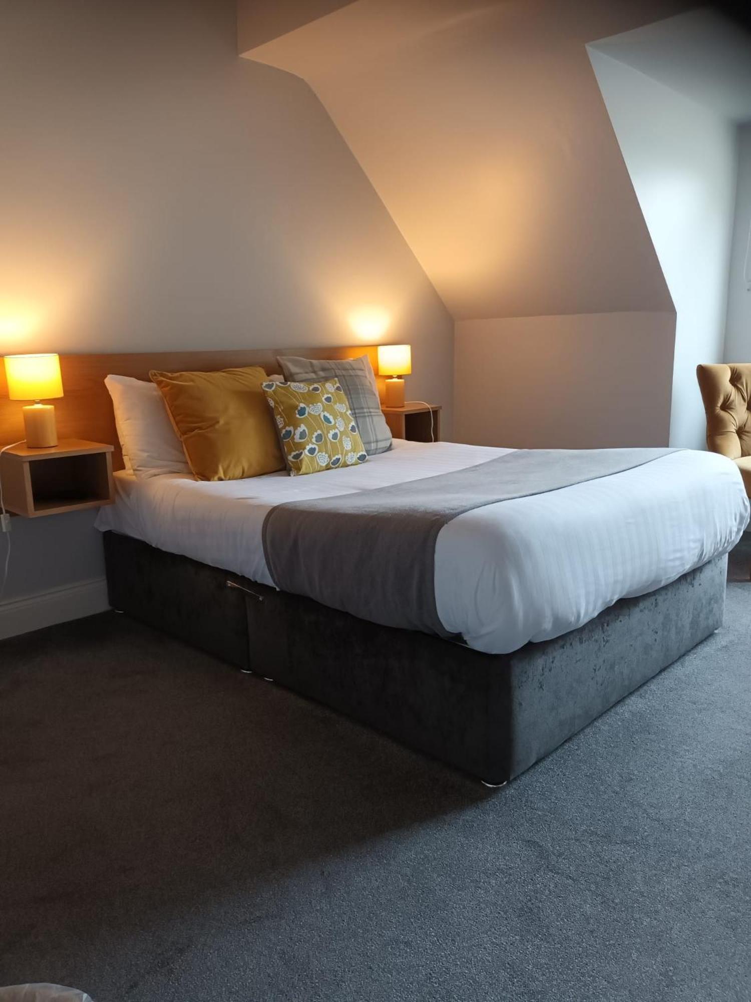 Double Room with Private Bathroom photo 2