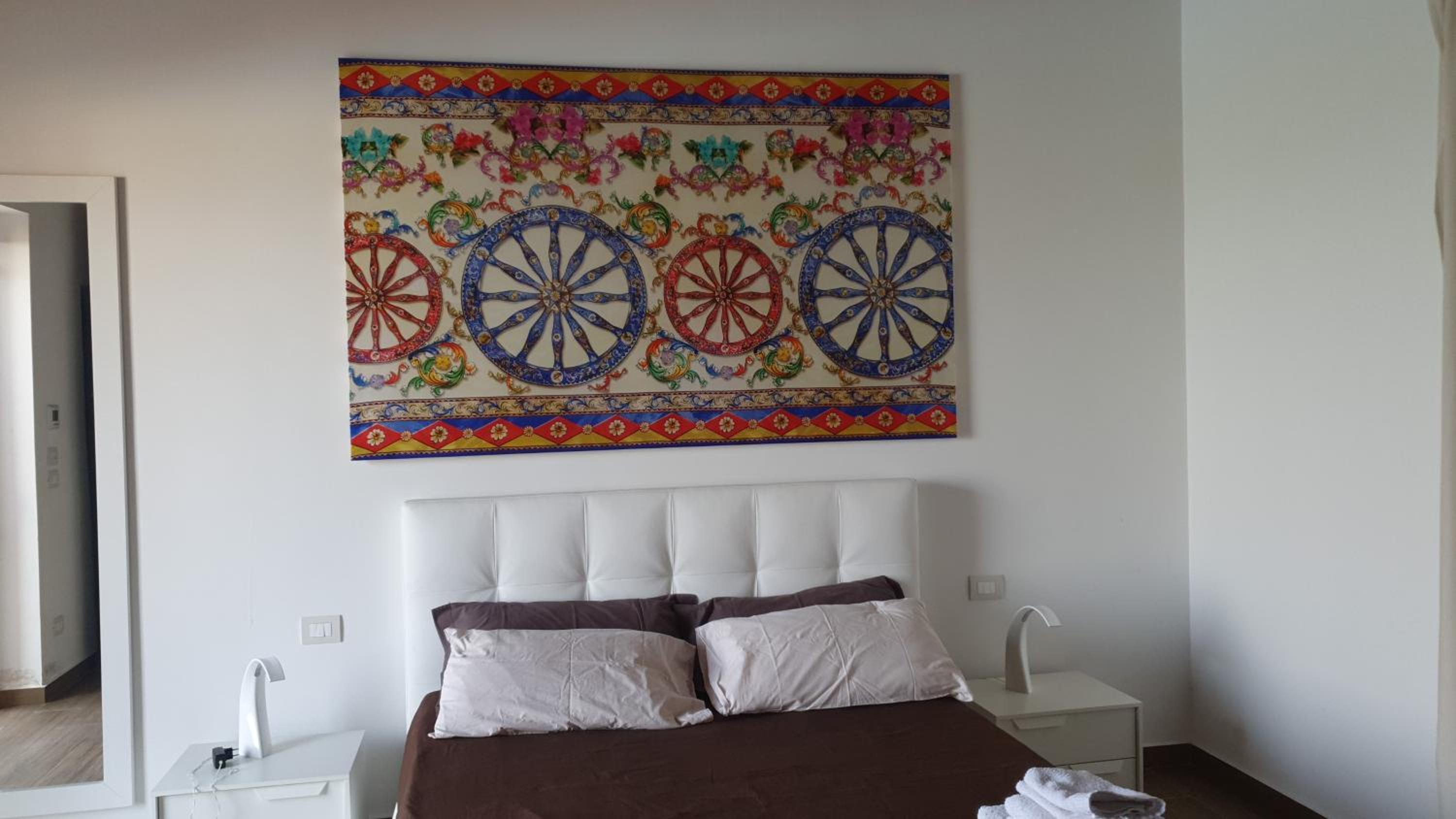 Family Room - Disability Access - Photo 4