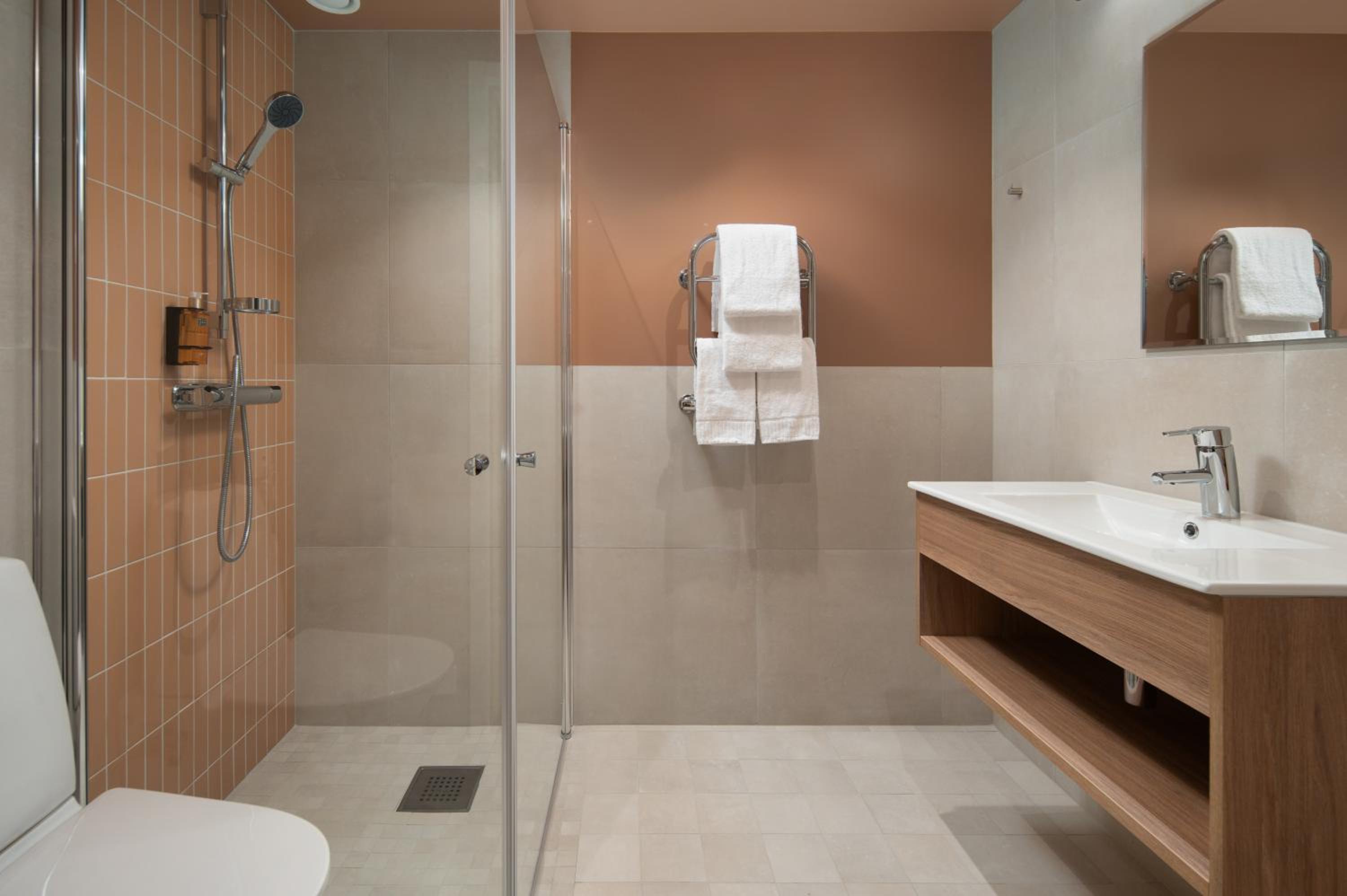 Two-Bedroom Apartment - Photo 15