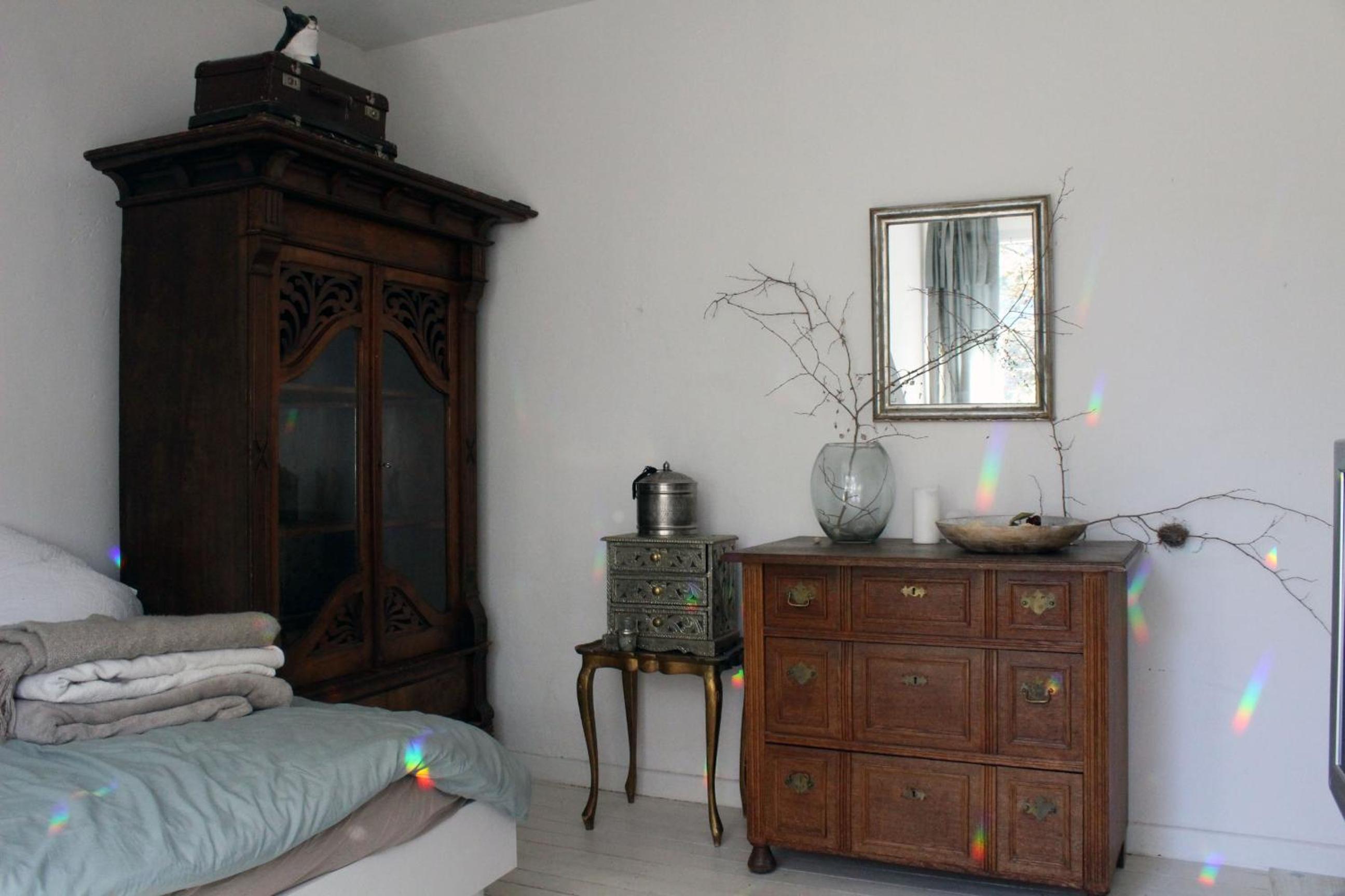 Single Room with Shared Shower and Toilet photo 2
