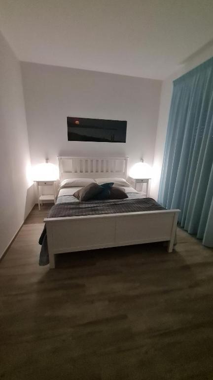 Double Room - Photo 9