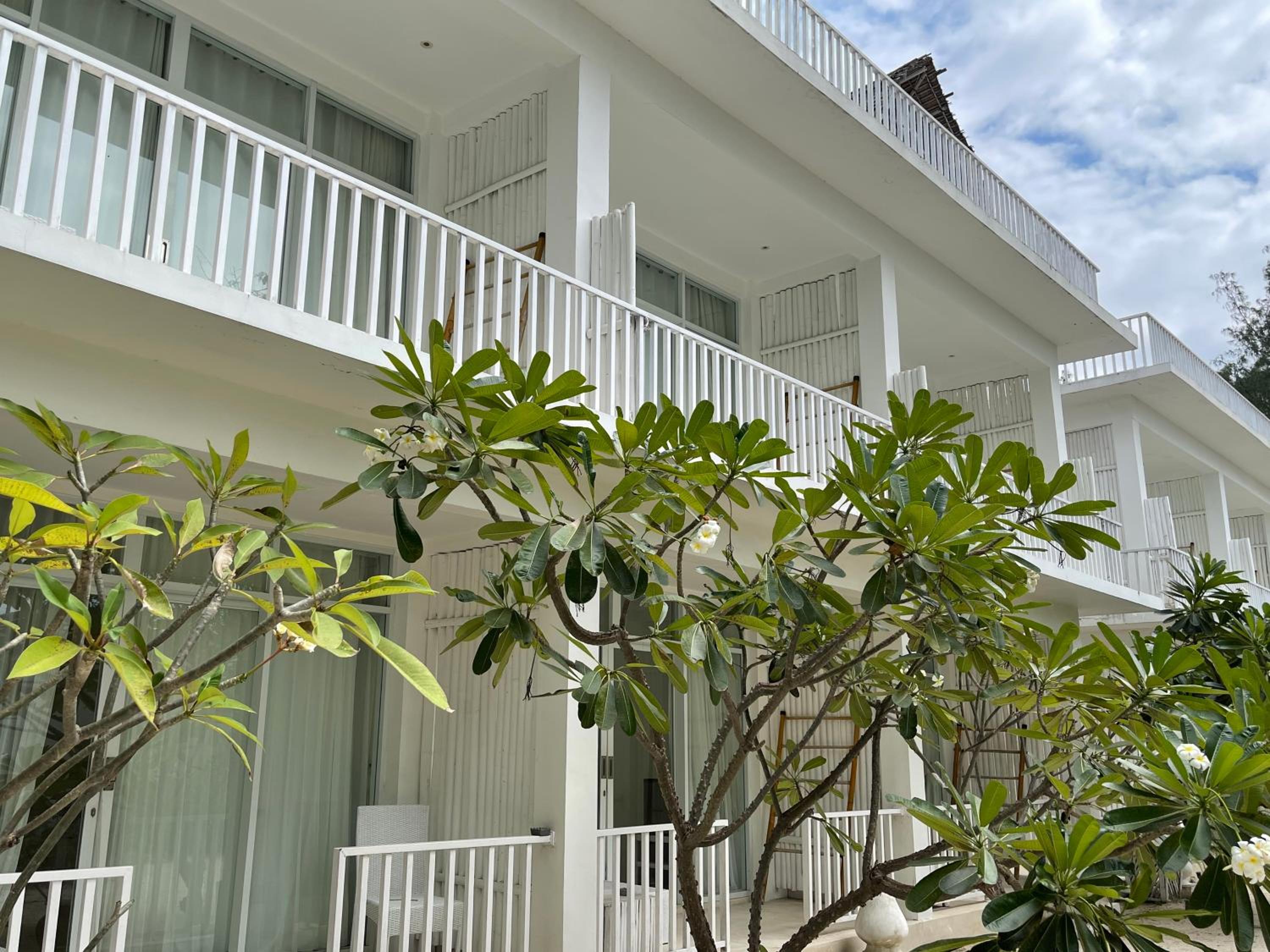 Standard Double Room with Balcony - Photo 6