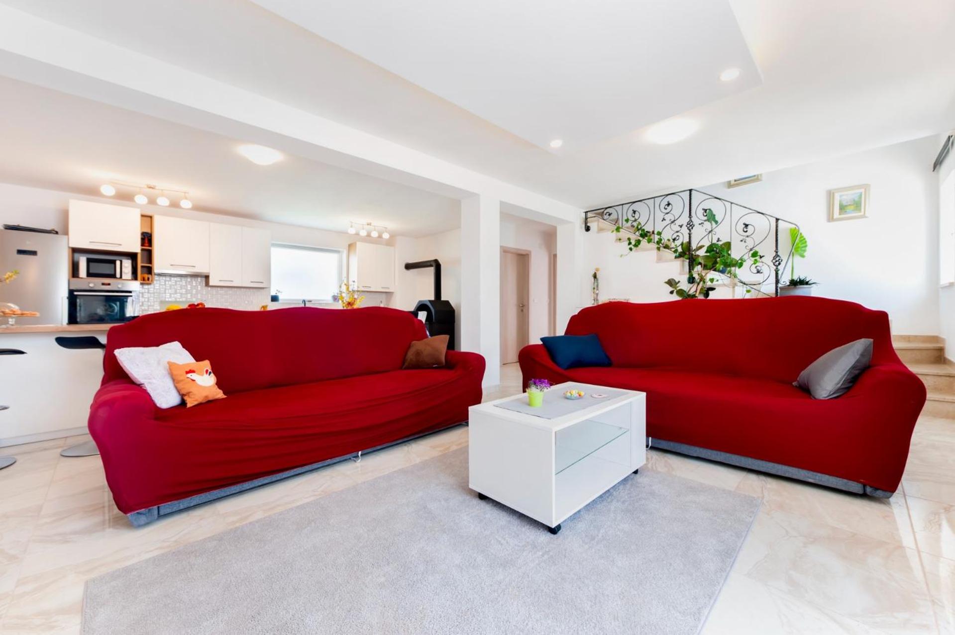Villa photo 1